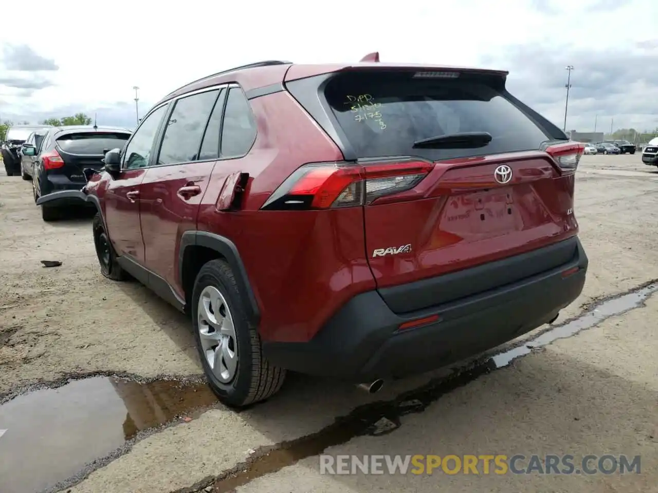 3 Photograph of a damaged car 2T3H1RFVXLC077175 TOYOTA RAV4 2020