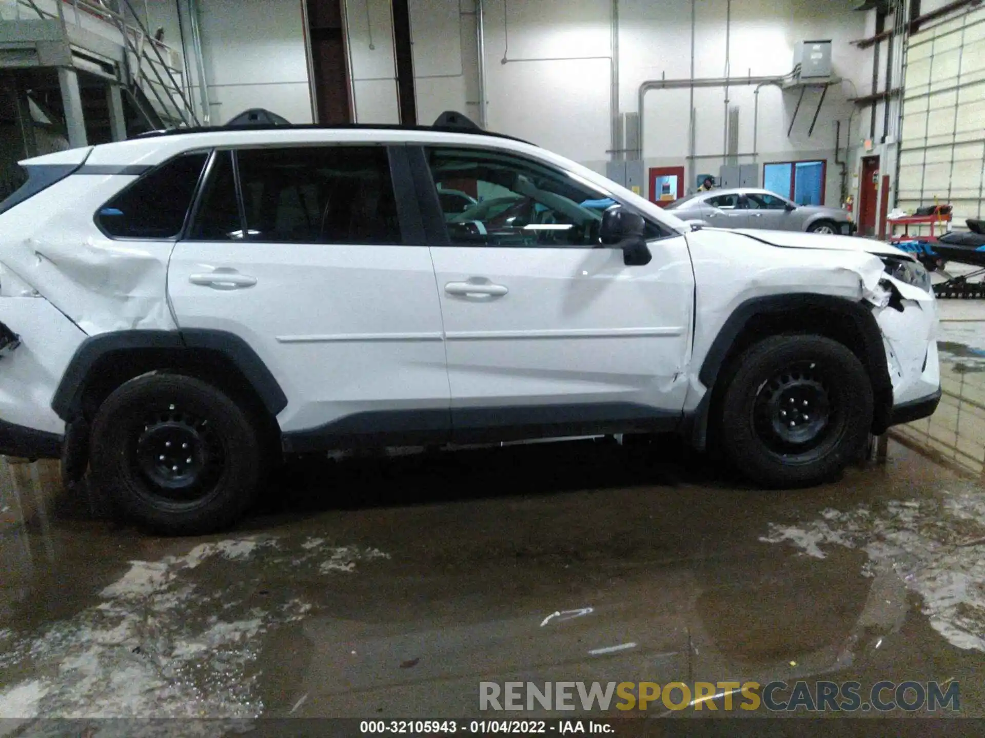 6 Фотография поврежденного автомобиля 2T3H1RFVXLC085289 TOYOTA RAV4 2020