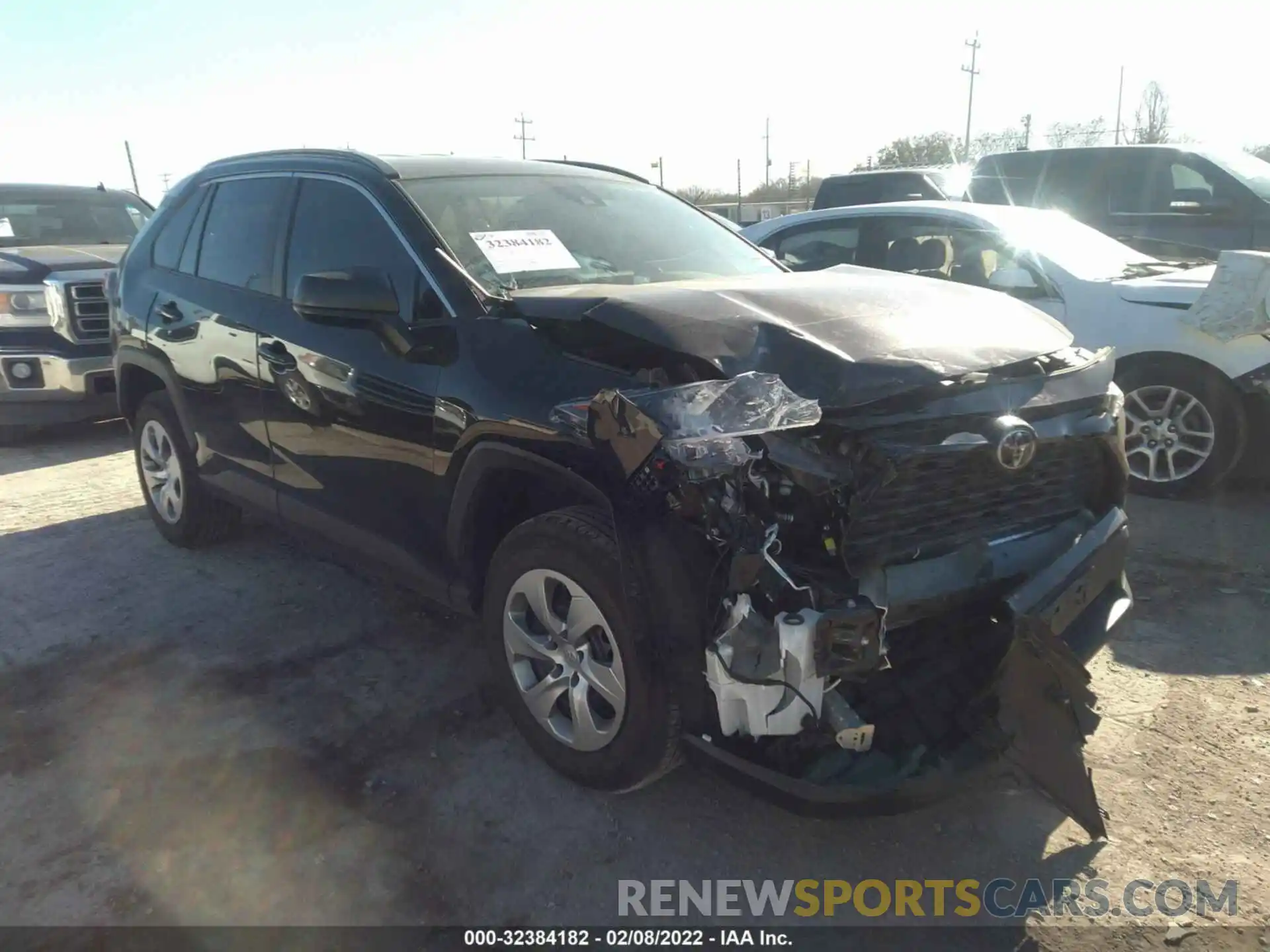 1 Photograph of a damaged car 2T3H1RFVXLW078728 TOYOTA RAV4 2020