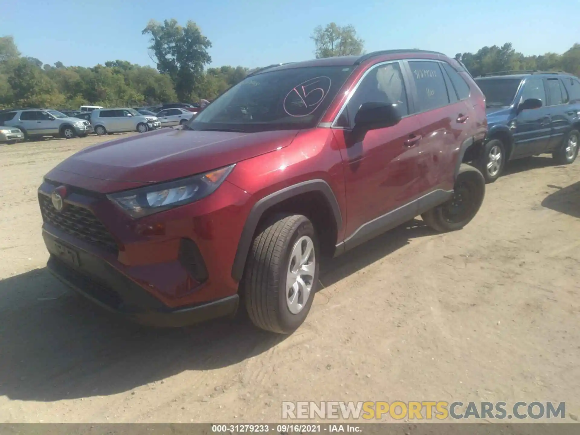 2 Photograph of a damaged car 2T3H1RFVXLW078910 TOYOTA RAV4 2020