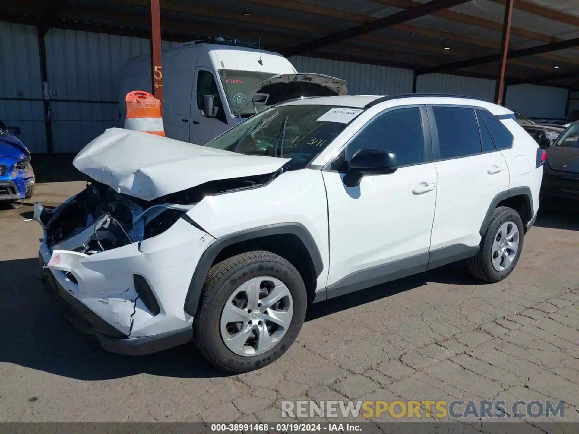 2 Photograph of a damaged car 2T3H1RFVXLW079653 TOYOTA RAV4 2020