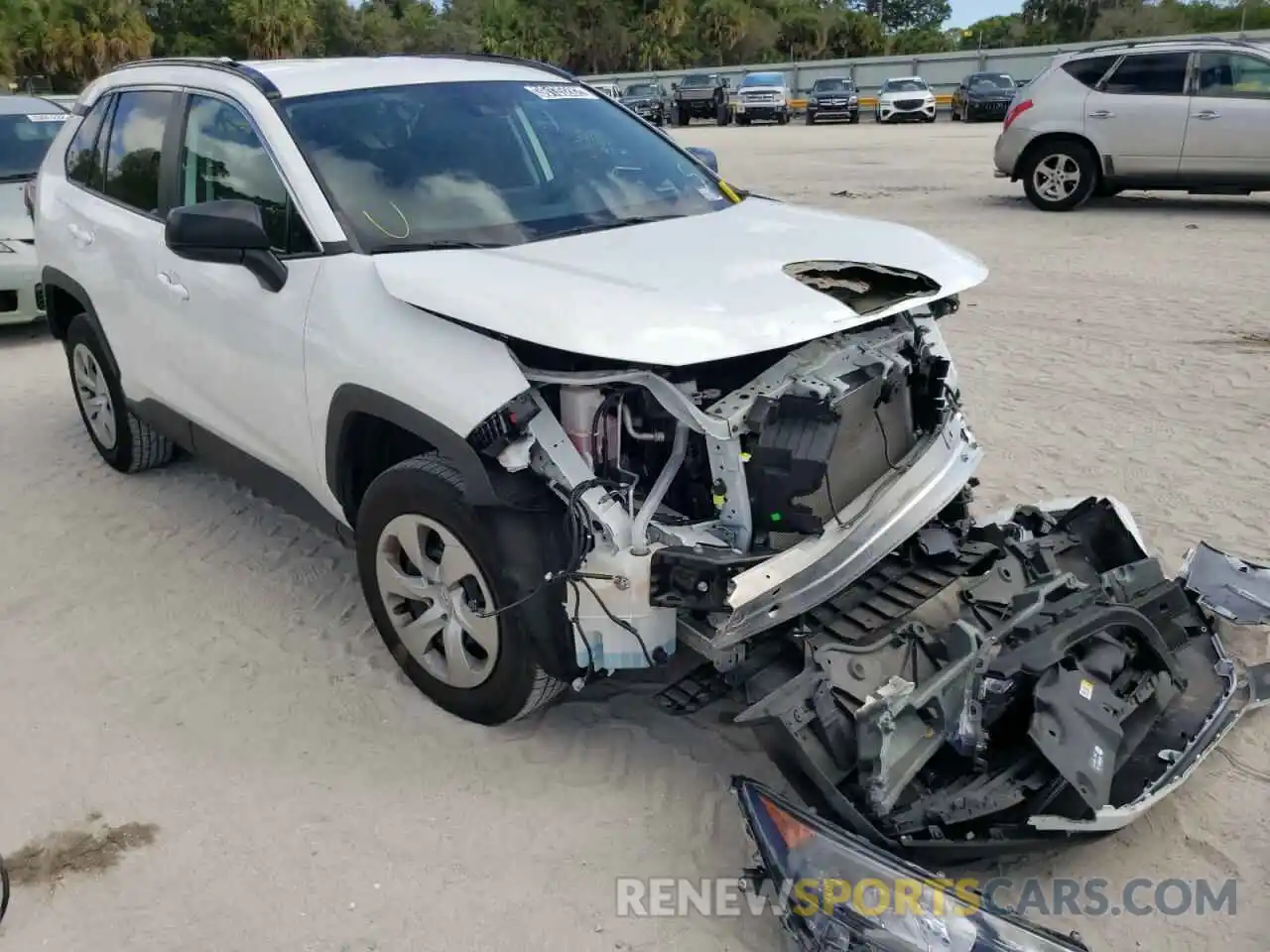 1 Photograph of a damaged car 2T3H1RFVXLW080317 TOYOTA RAV4 2020