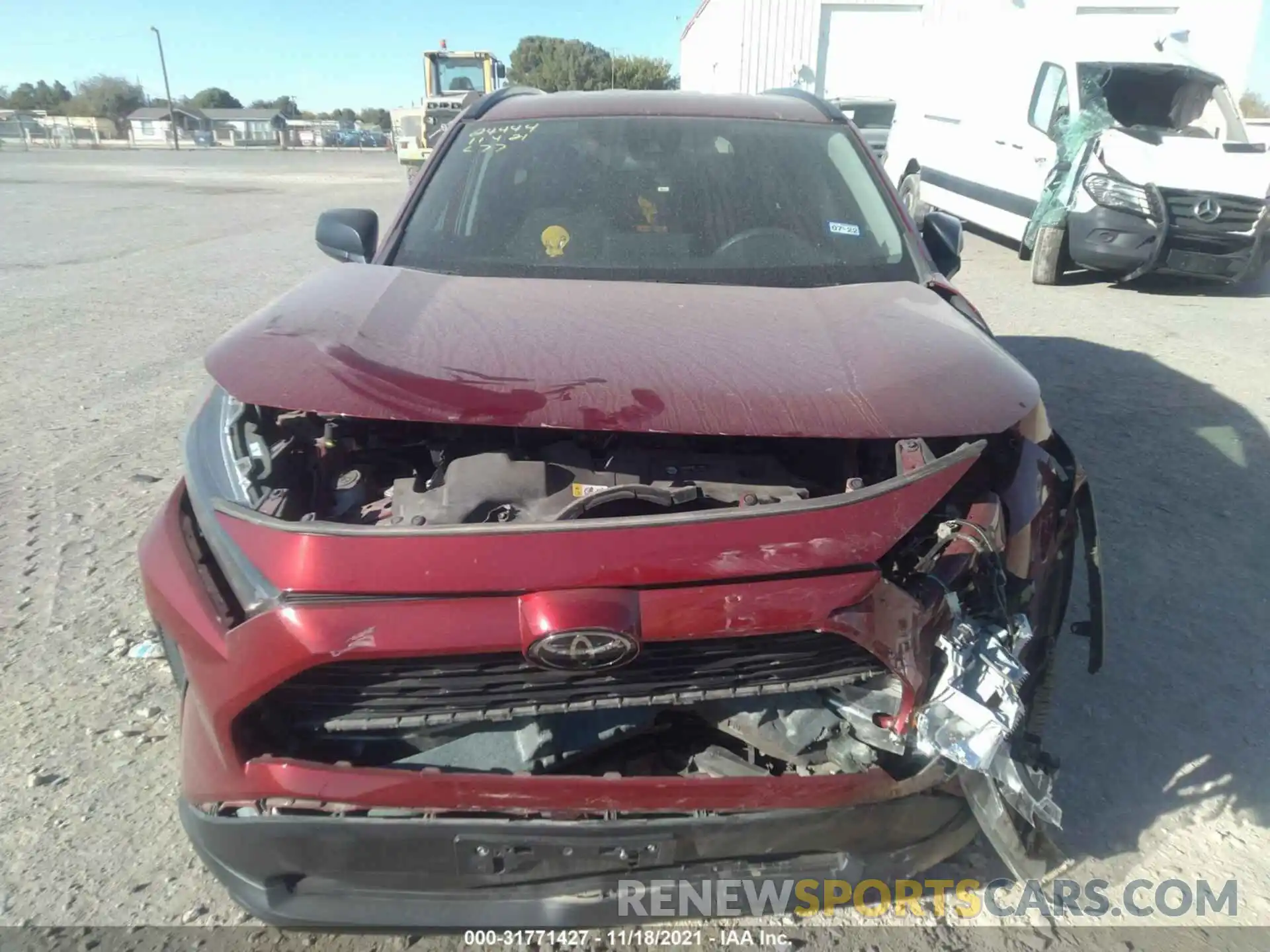 10 Photograph of a damaged car 2T3H1RFVXLW085274 TOYOTA RAV4 2020