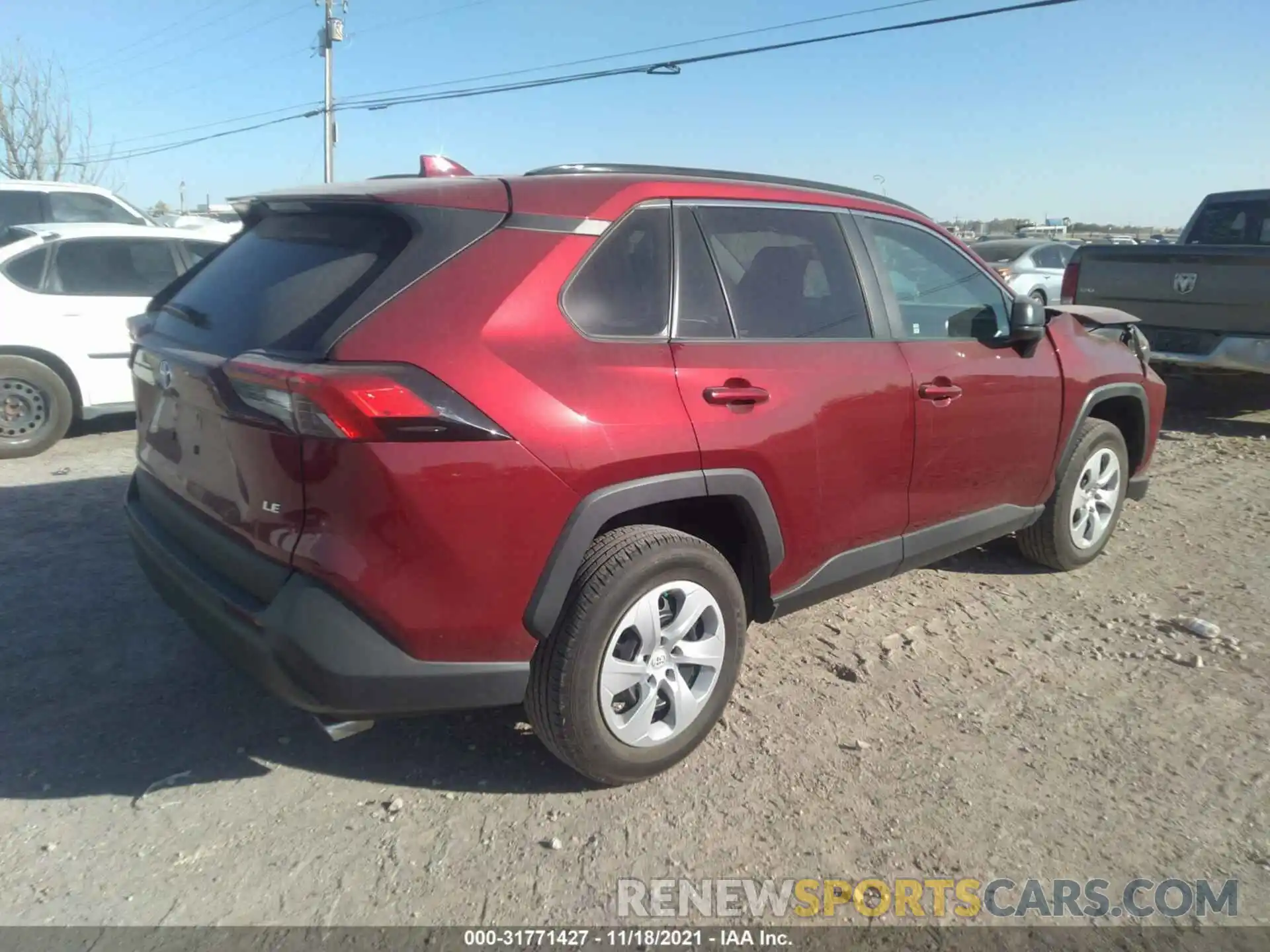 4 Photograph of a damaged car 2T3H1RFVXLW085274 TOYOTA RAV4 2020