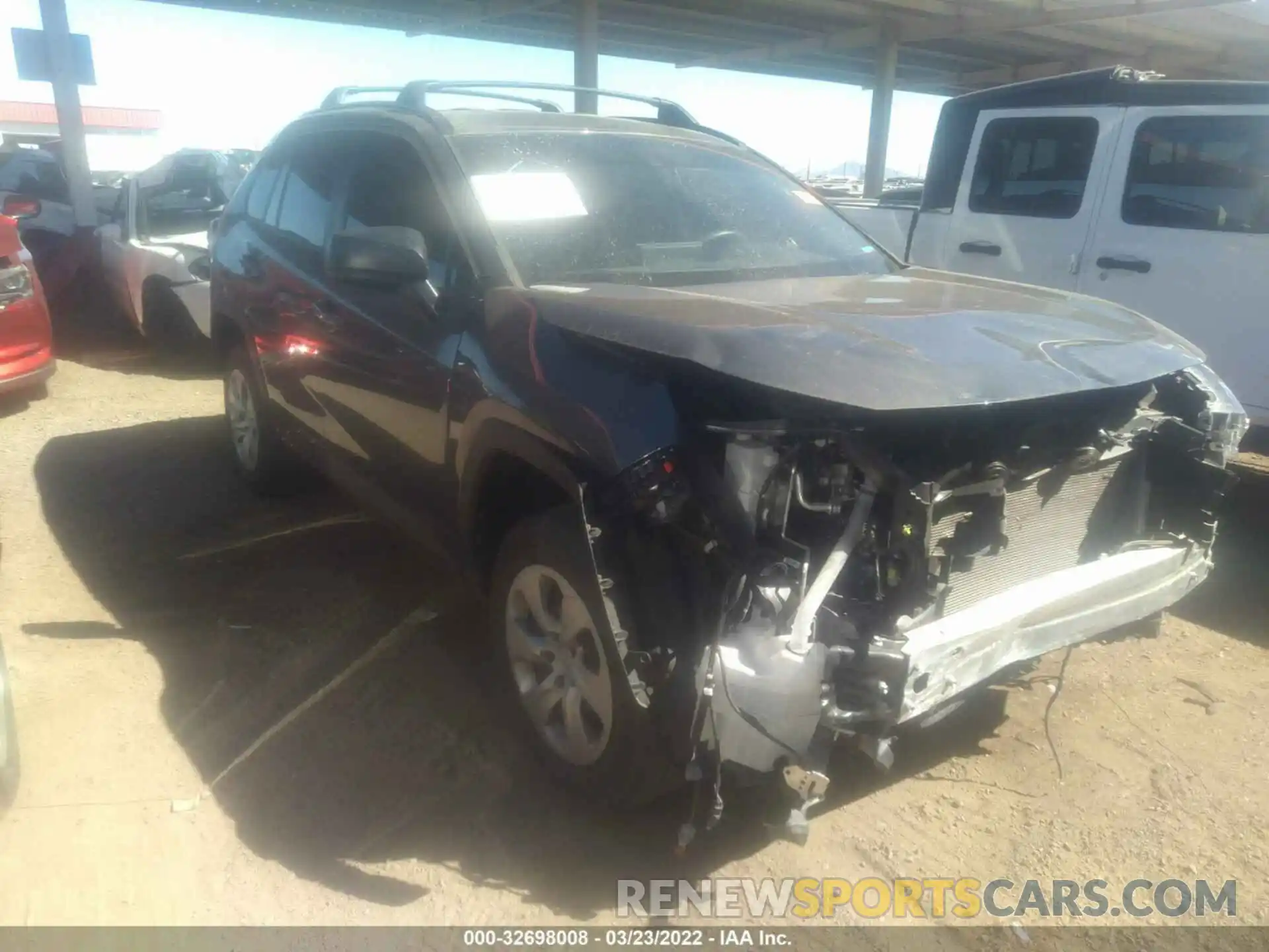 1 Photograph of a damaged car 2T3H1RFVXLW089258 TOYOTA RAV4 2020