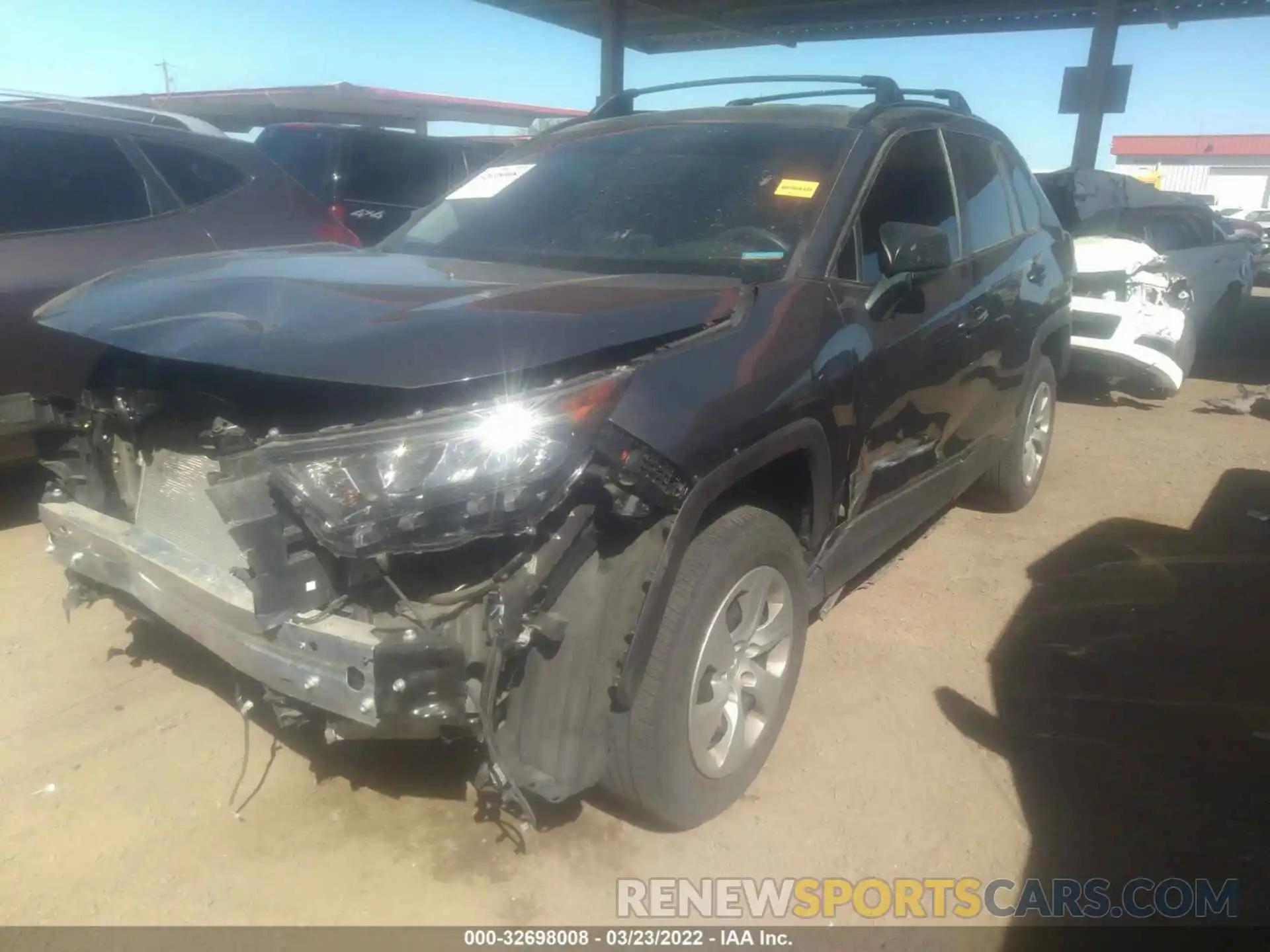 2 Photograph of a damaged car 2T3H1RFVXLW089258 TOYOTA RAV4 2020