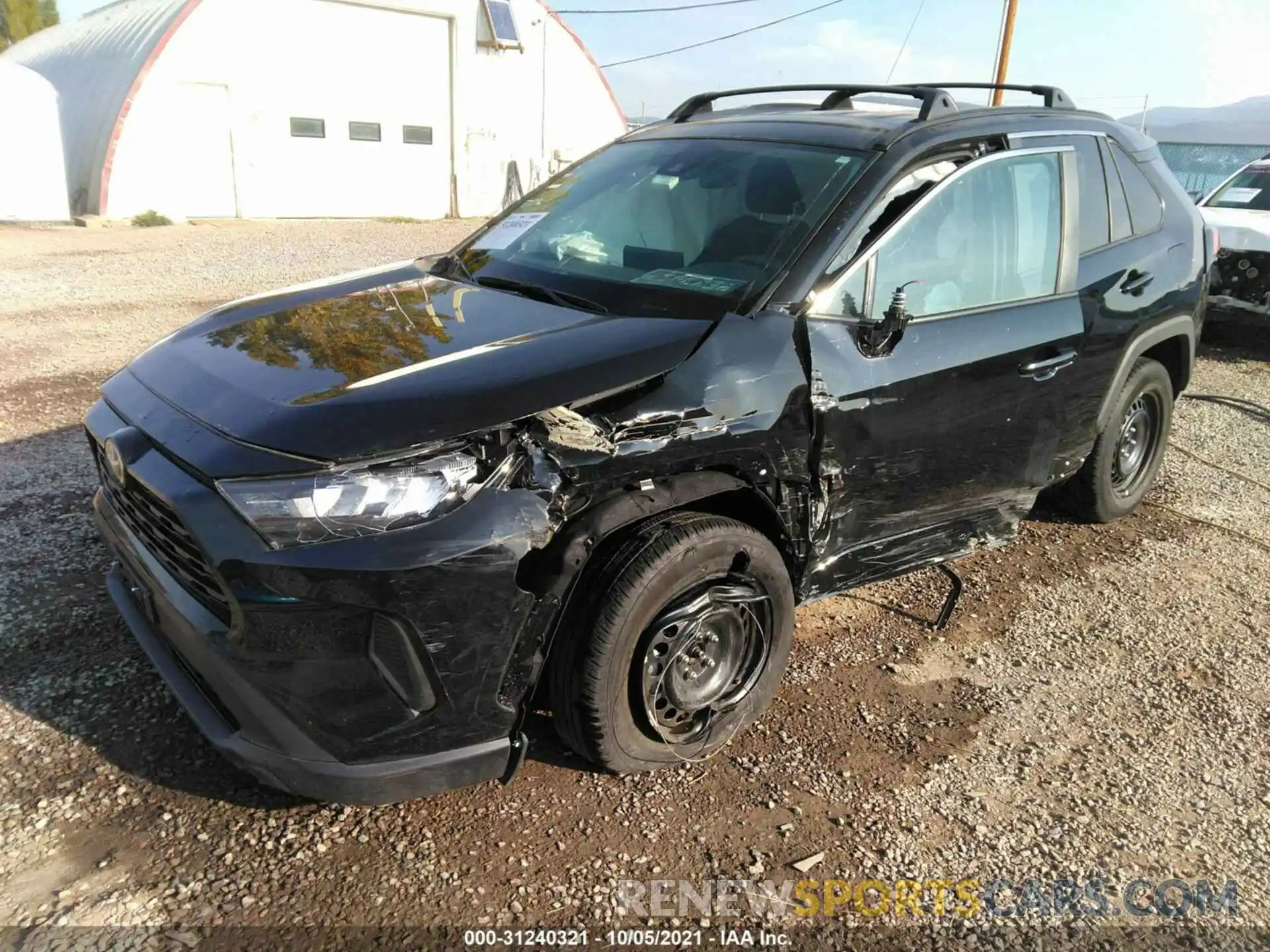 2 Photograph of a damaged car 2T3H1RFVXLW096906 TOYOTA RAV4 2020