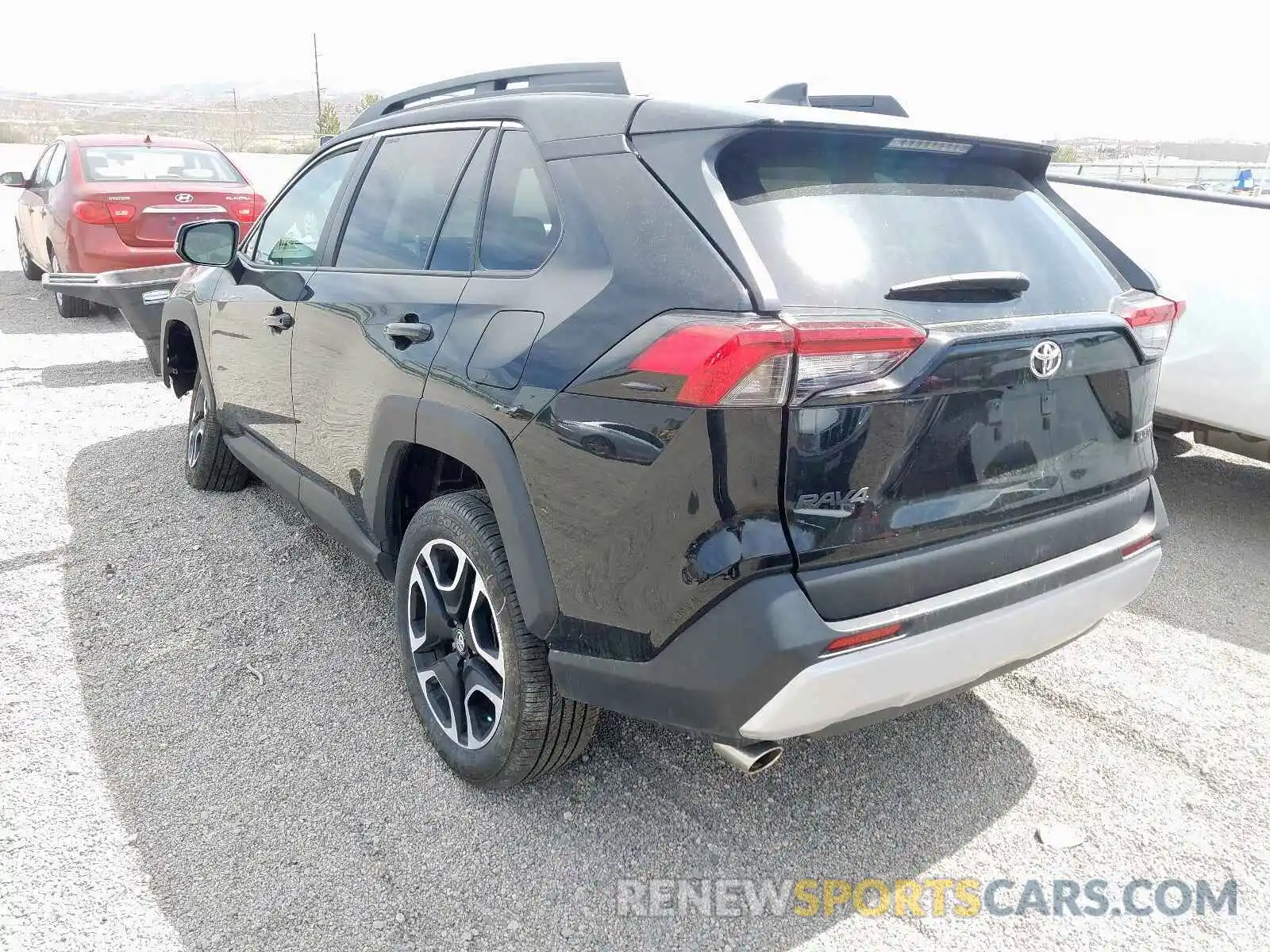 3 Photograph of a damaged car 2T3J1RFV0LC080104 TOYOTA RAV4 2020