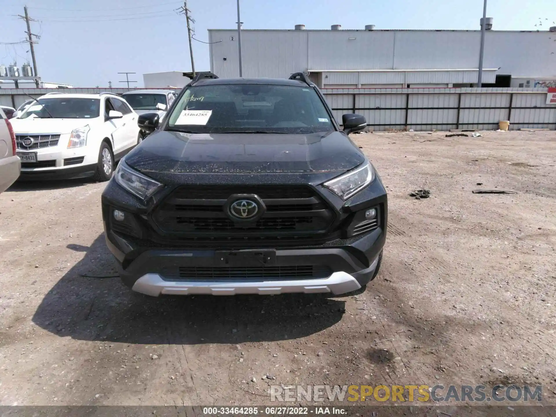 6 Photograph of a damaged car 2T3J1RFV0LC080202 TOYOTA RAV4 2020