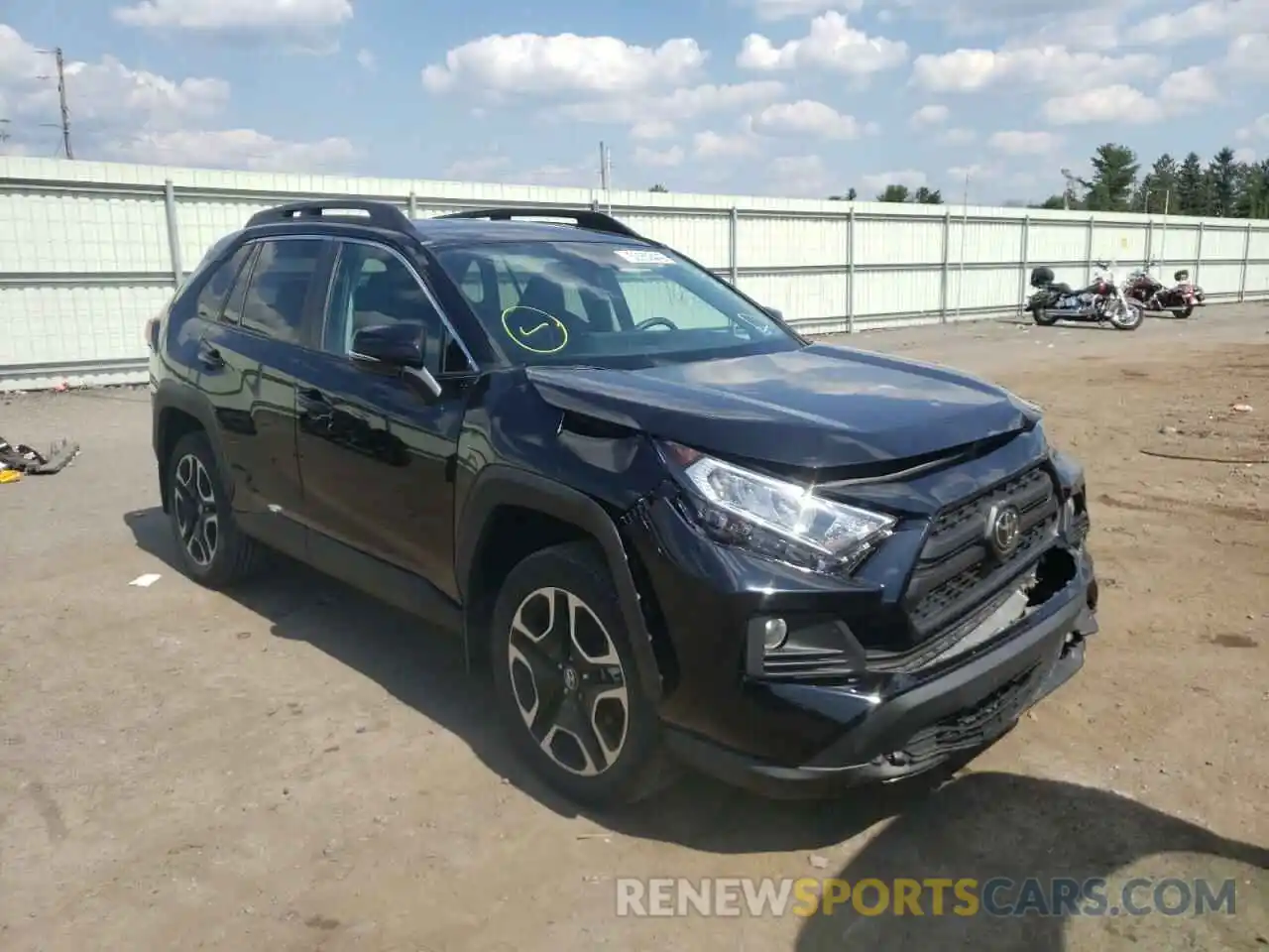 1 Фотография поврежденного автомобиля 2T3J1RFV0LC119368 TOYOTA RAV4 2020