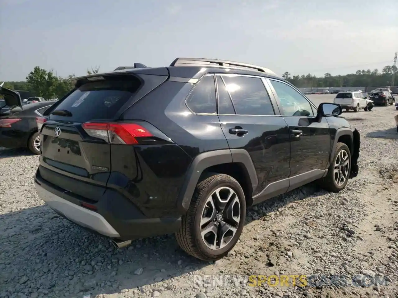 4 Photograph of a damaged car 2T3J1RFV0LC126546 TOYOTA RAV4 2020