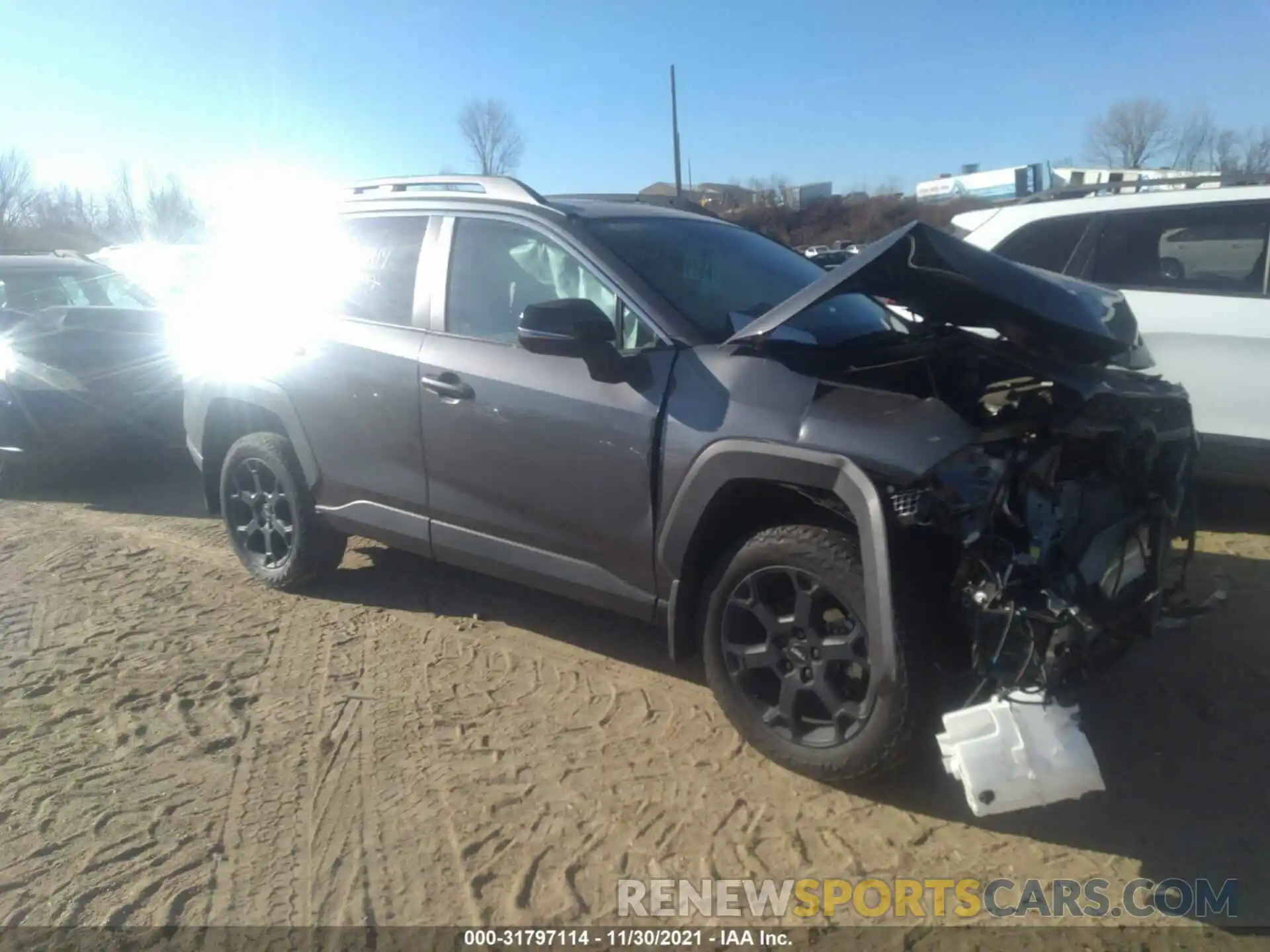 1 Photograph of a damaged car 2T3J1RFV1LC082072 TOYOTA RAV4 2020