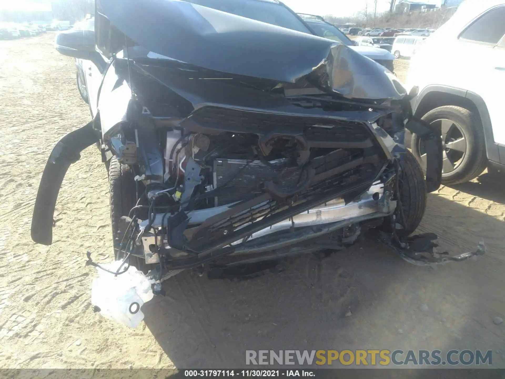 6 Photograph of a damaged car 2T3J1RFV1LC082072 TOYOTA RAV4 2020