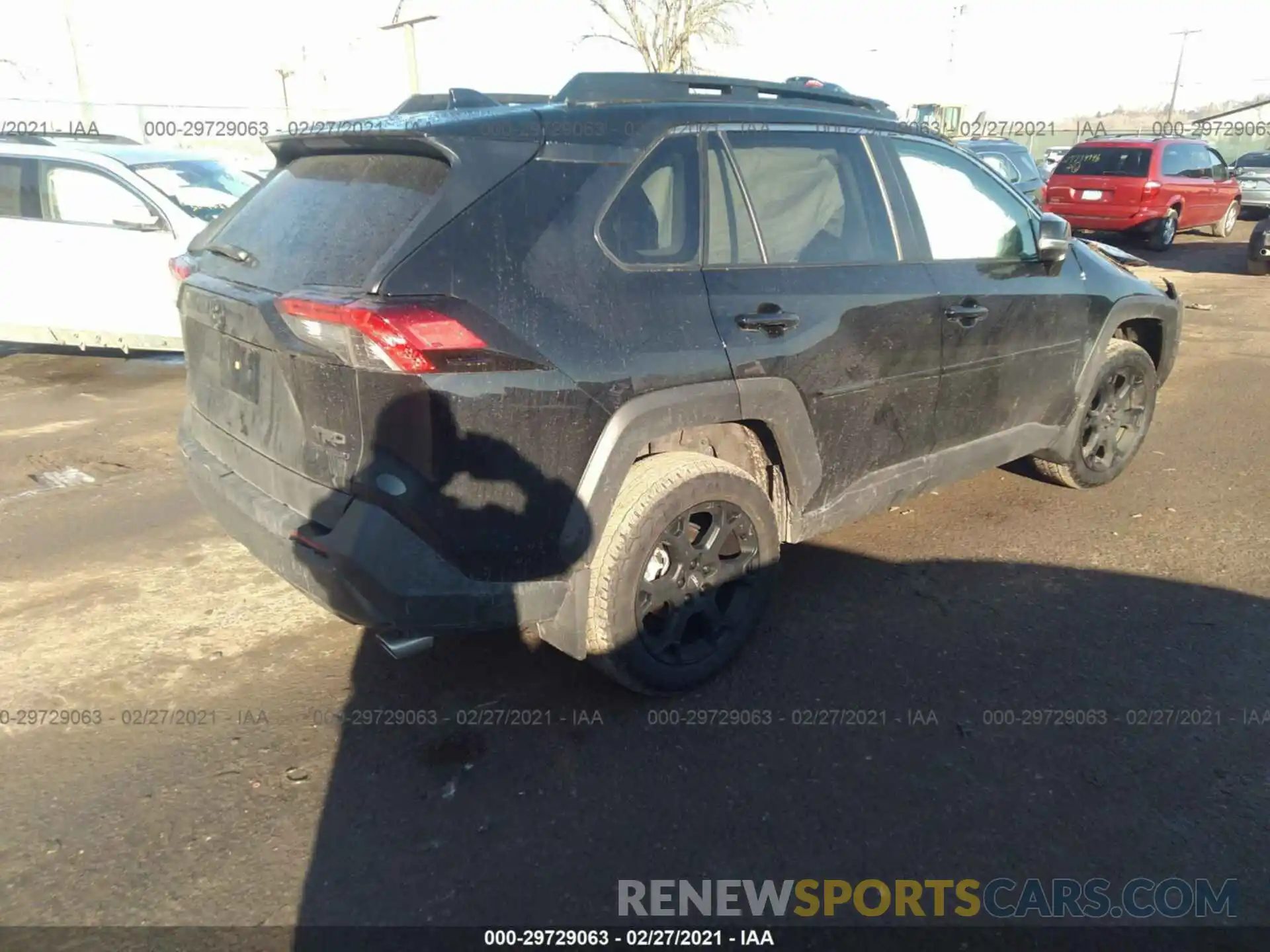 4 Photograph of a damaged car 2T3J1RFV1LC089538 TOYOTA RAV4 2020