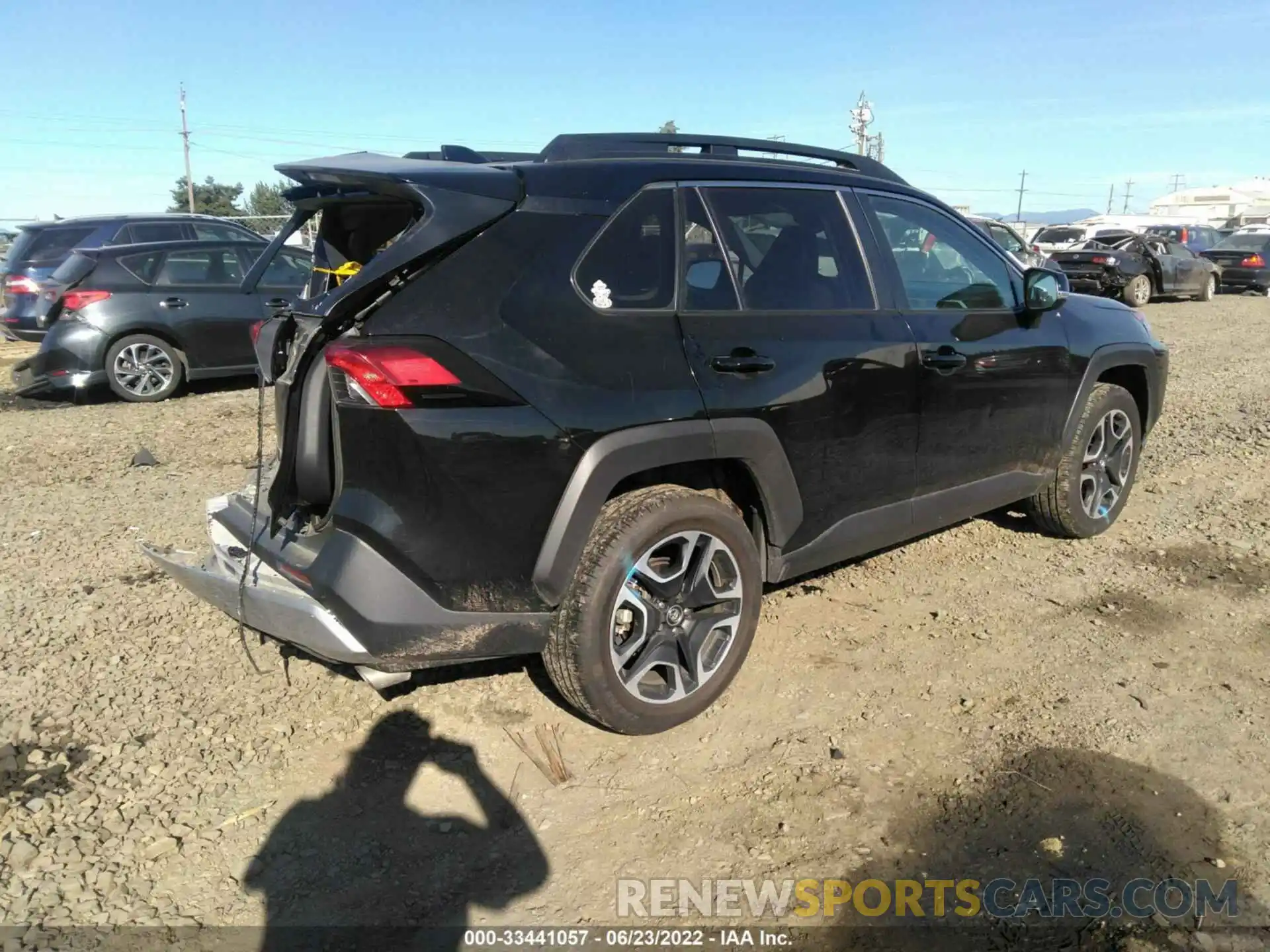 4 Photograph of a damaged car 2T3J1RFV1LC099907 TOYOTA RAV4 2020