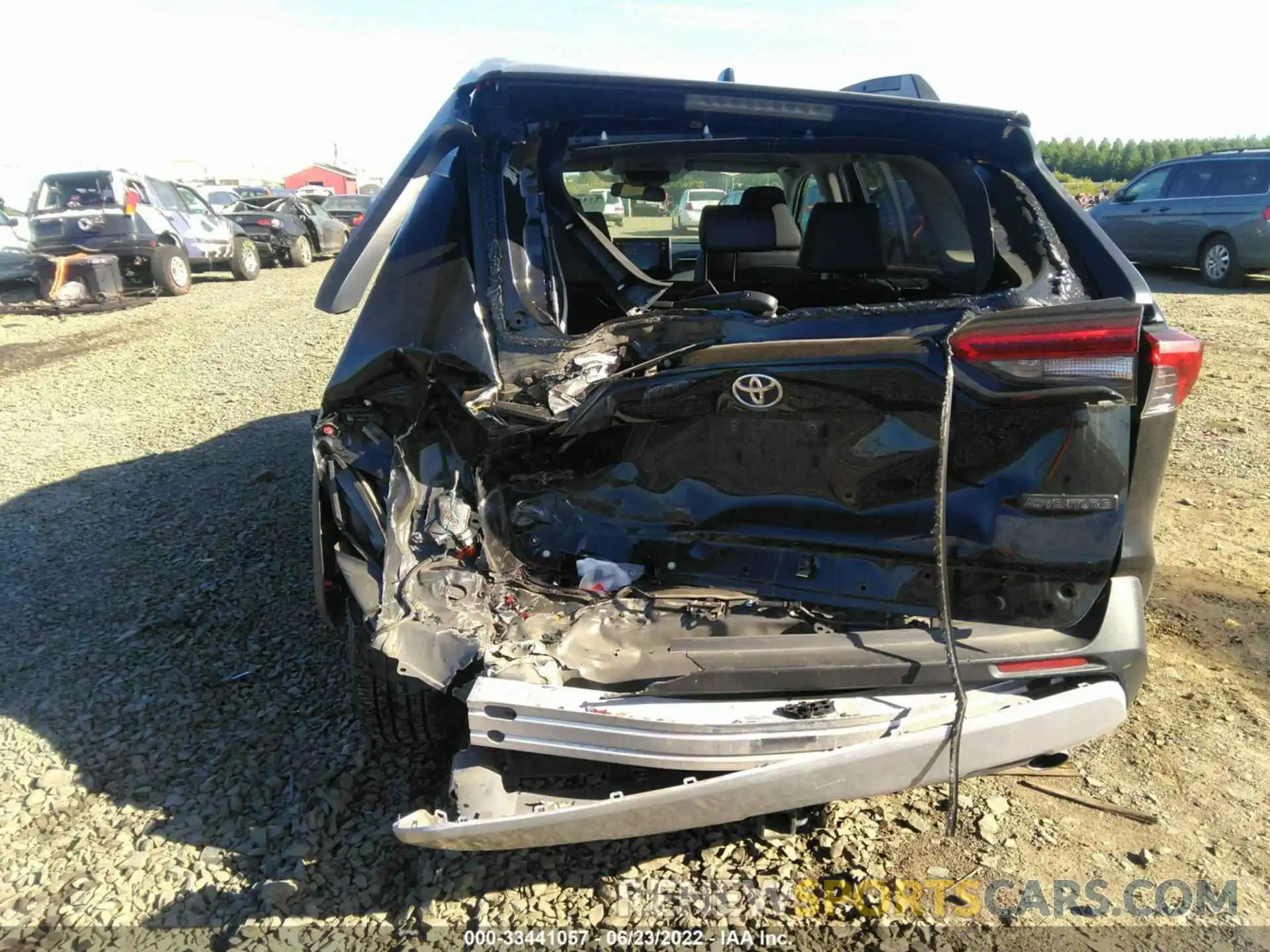 6 Photograph of a damaged car 2T3J1RFV1LC099907 TOYOTA RAV4 2020