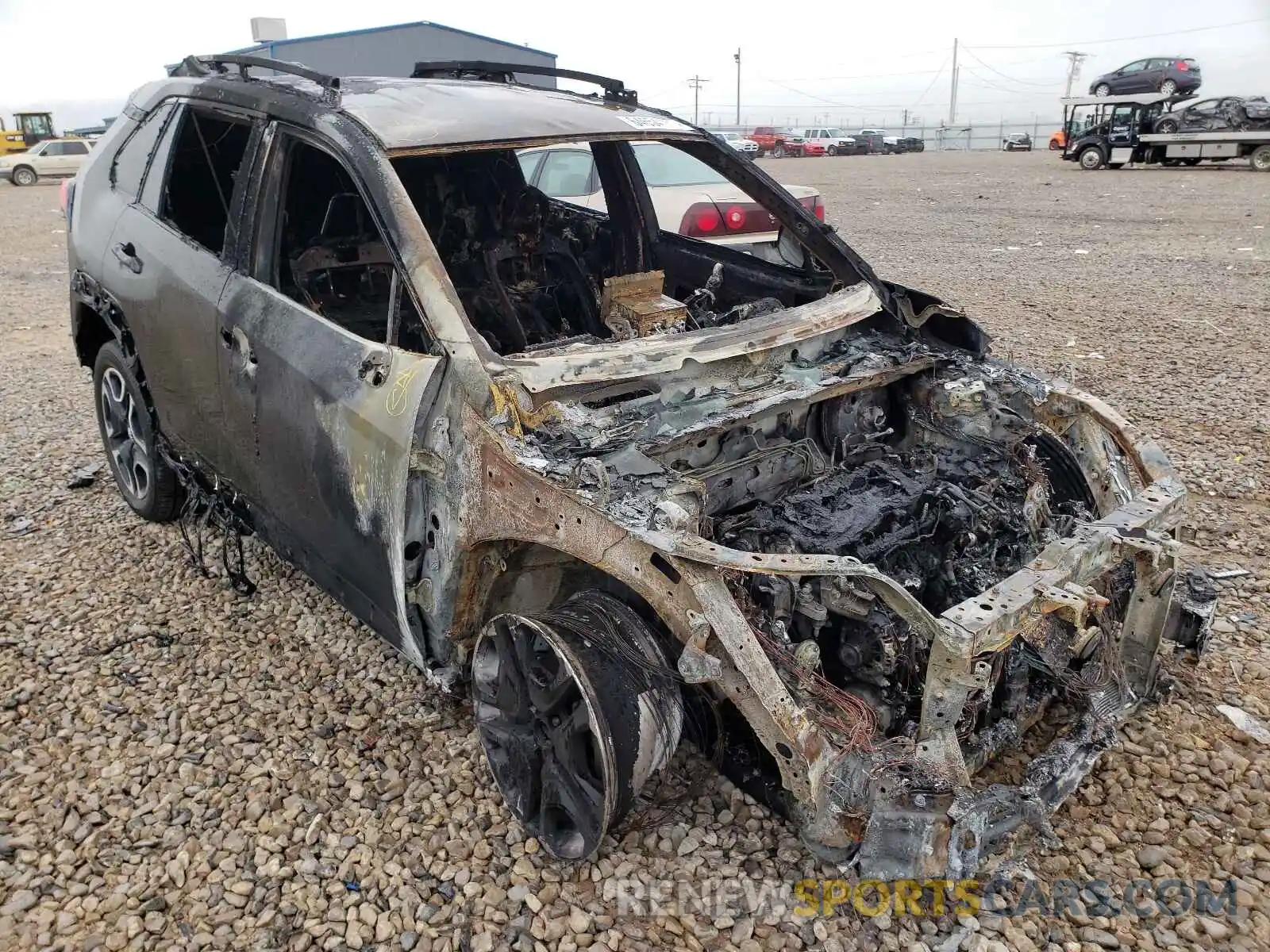 1 Photograph of a damaged car 2T3J1RFV1LC121856 TOYOTA RAV4 2020