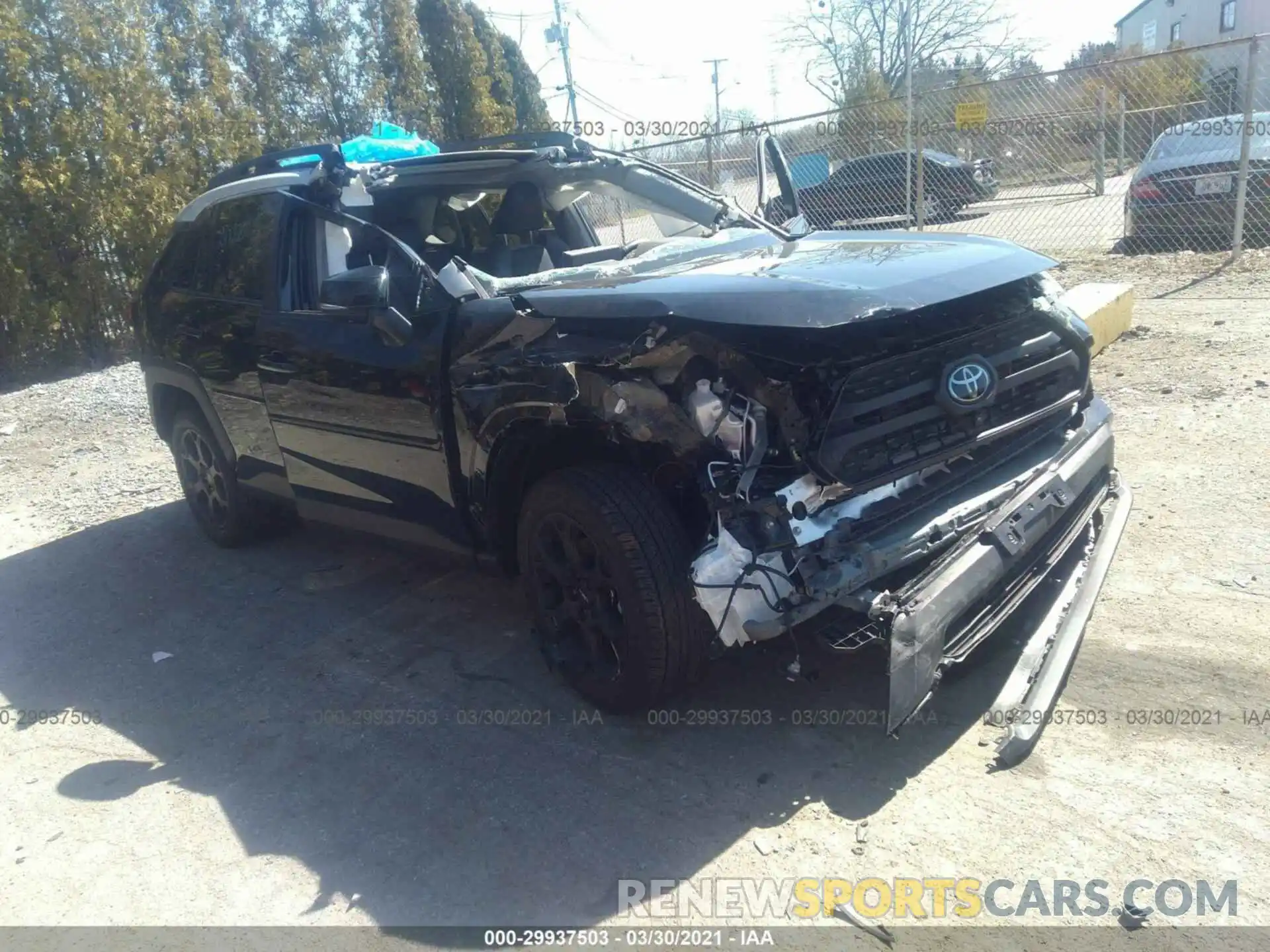 1 Photograph of a damaged car 2T3J1RFV2LC062591 TOYOTA RAV4 2020