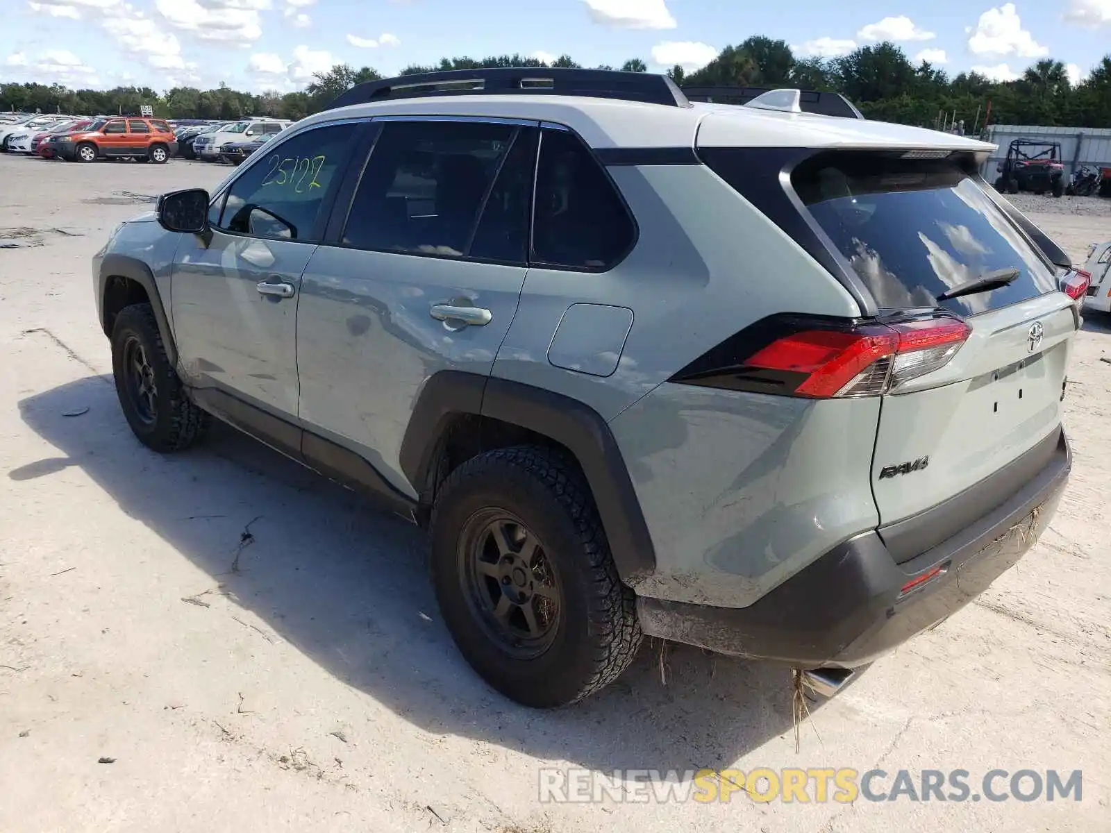 3 Photograph of a damaged car 2T3J1RFV2LC077270 TOYOTA RAV4 2020