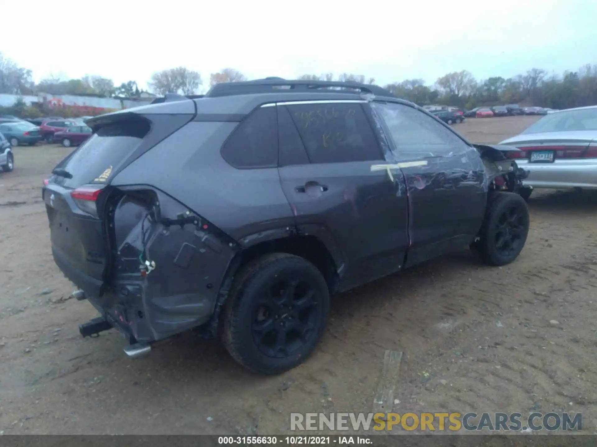 4 Photograph of a damaged car 2T3J1RFV2LC078886 TOYOTA RAV4 2020