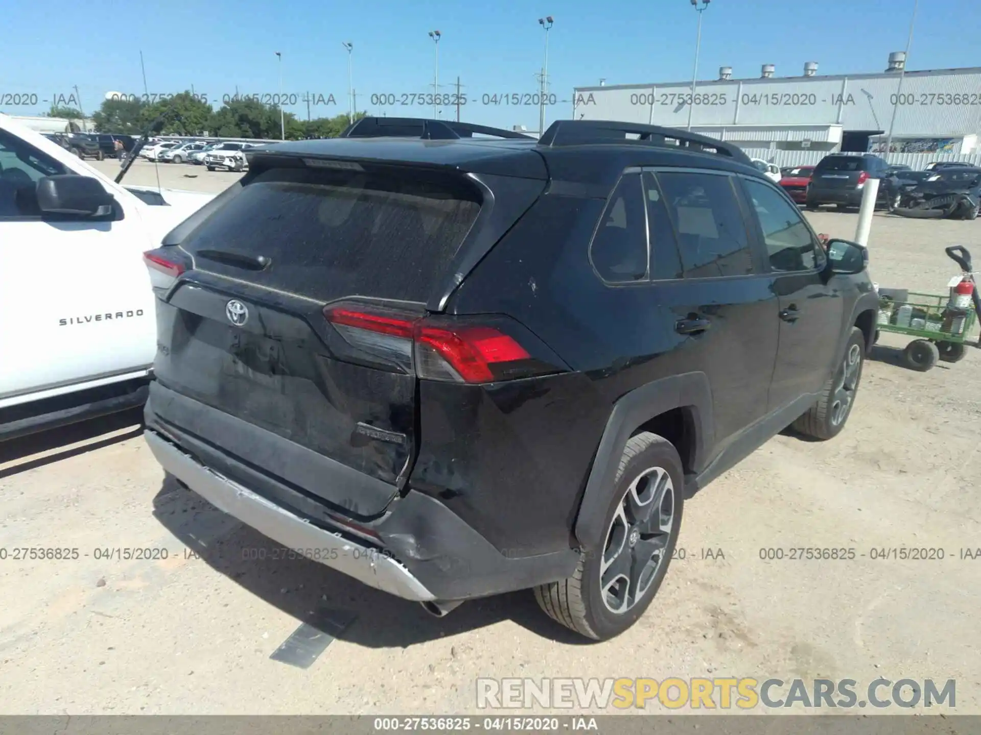 4 Photograph of a damaged car 2T3J1RFV2LC091041 TOYOTA RAV4 2020