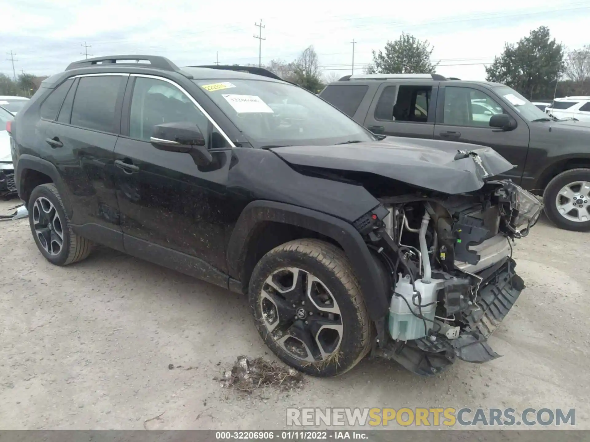 1 Photograph of a damaged car 2T3J1RFV2LC094179 TOYOTA RAV4 2020