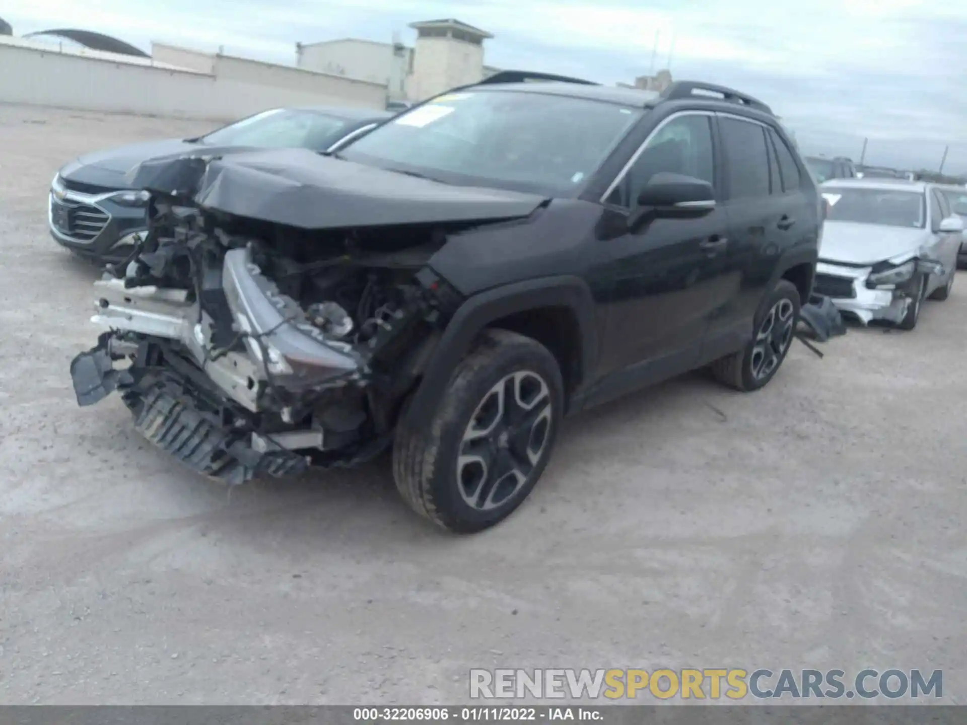 2 Photograph of a damaged car 2T3J1RFV2LC094179 TOYOTA RAV4 2020