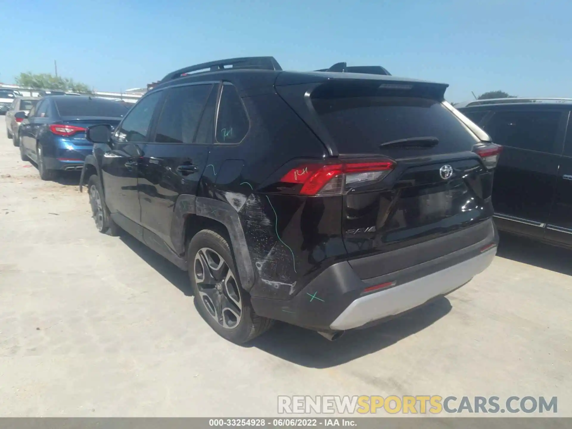 3 Photograph of a damaged car 2T3J1RFV2LC098989 TOYOTA RAV4 2020