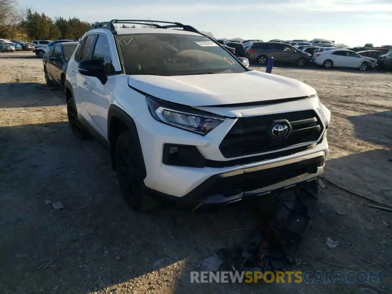 1 Photograph of a damaged car 2T3J1RFV2LC118643 TOYOTA RAV4 2020