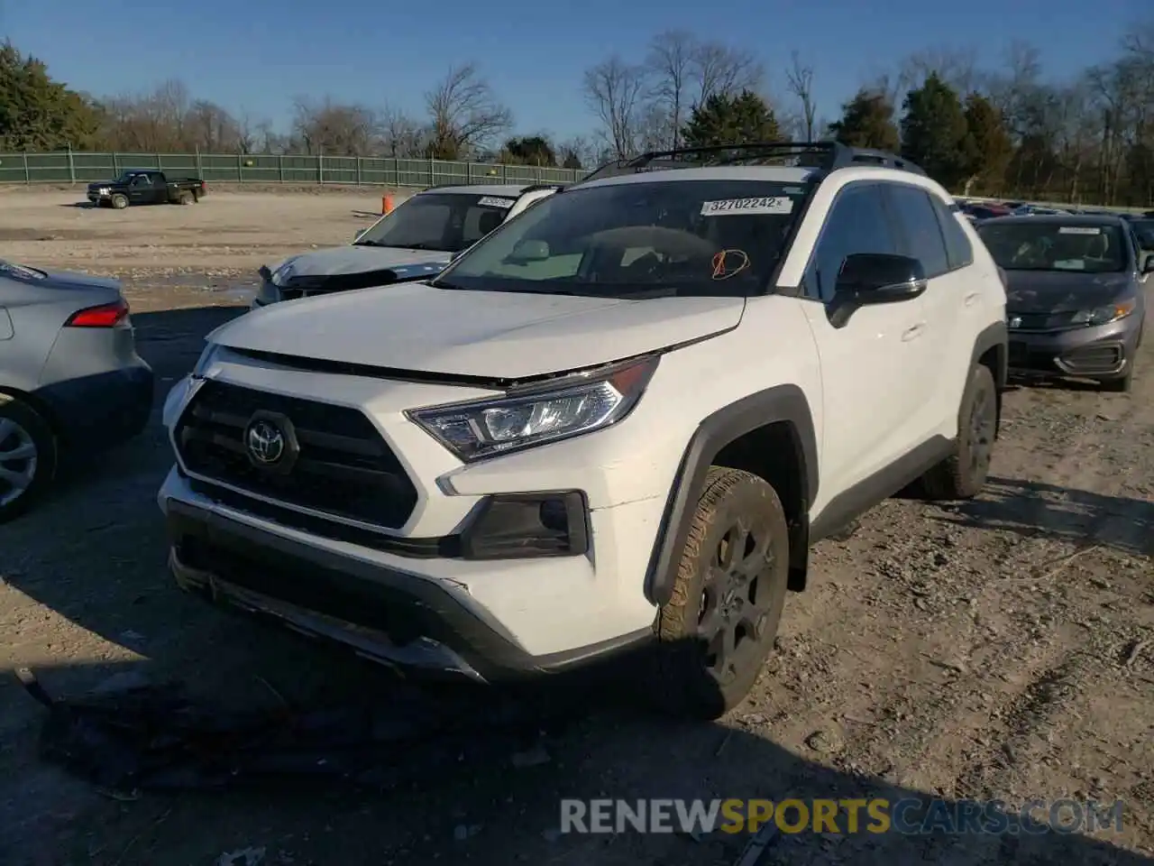 2 Photograph of a damaged car 2T3J1RFV2LC118643 TOYOTA RAV4 2020