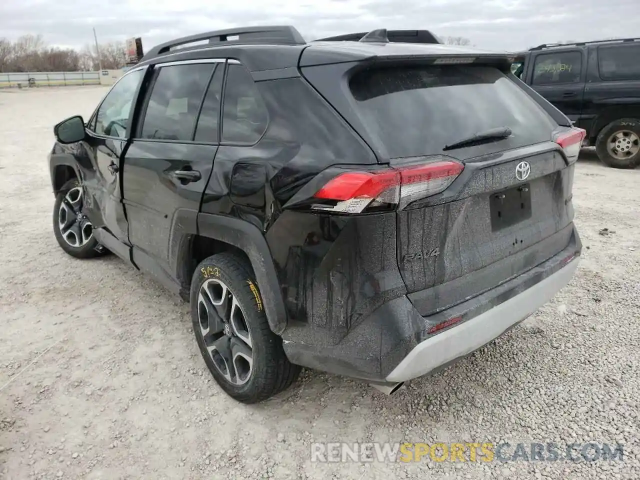 3 Photograph of a damaged car 2T3J1RFV2LC120893 TOYOTA RAV4 2020