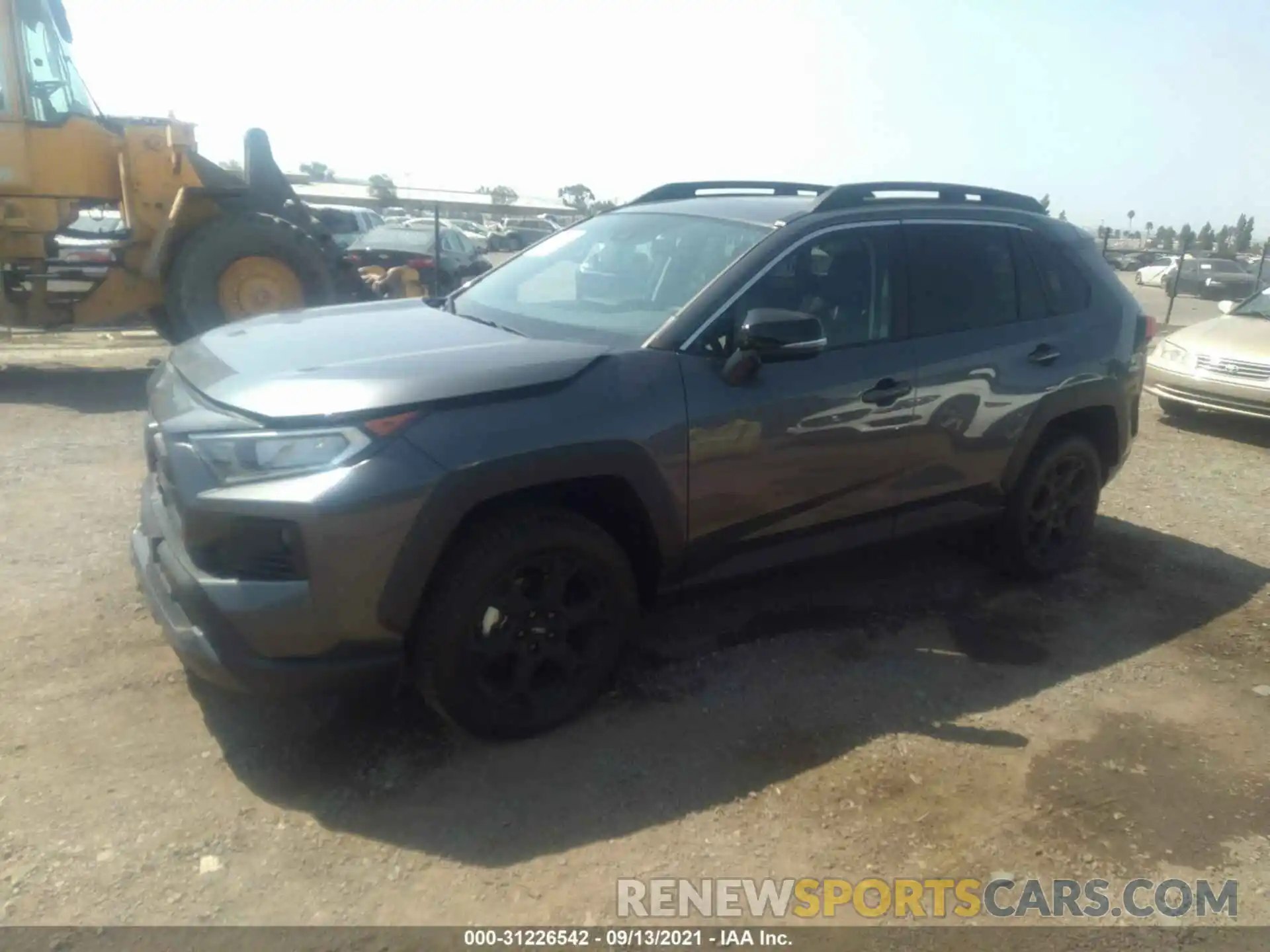 2 Фотография поврежденного автомобиля 2T3J1RFV2LC139458 TOYOTA RAV4 2020