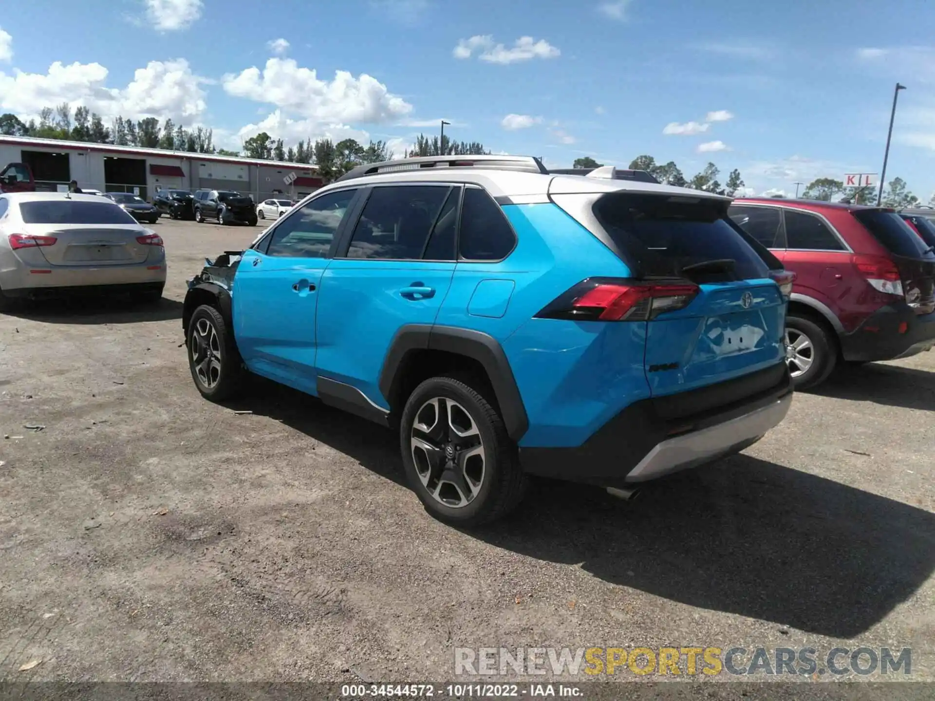 3 Photograph of a damaged car 2T3J1RFV3LC084468 TOYOTA RAV4 2020