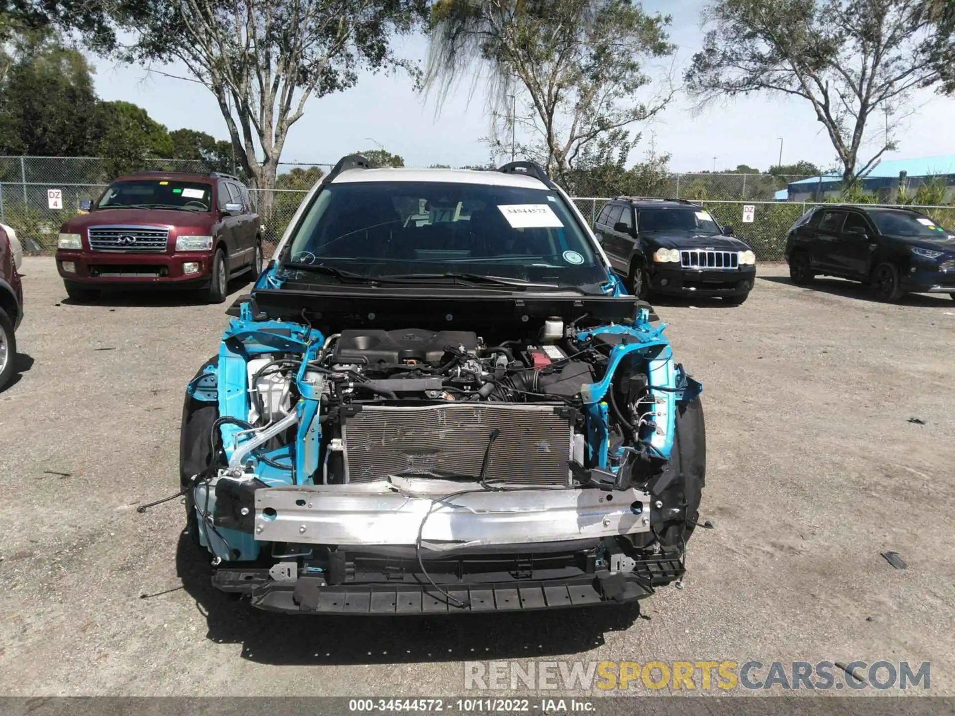 6 Photograph of a damaged car 2T3J1RFV3LC084468 TOYOTA RAV4 2020