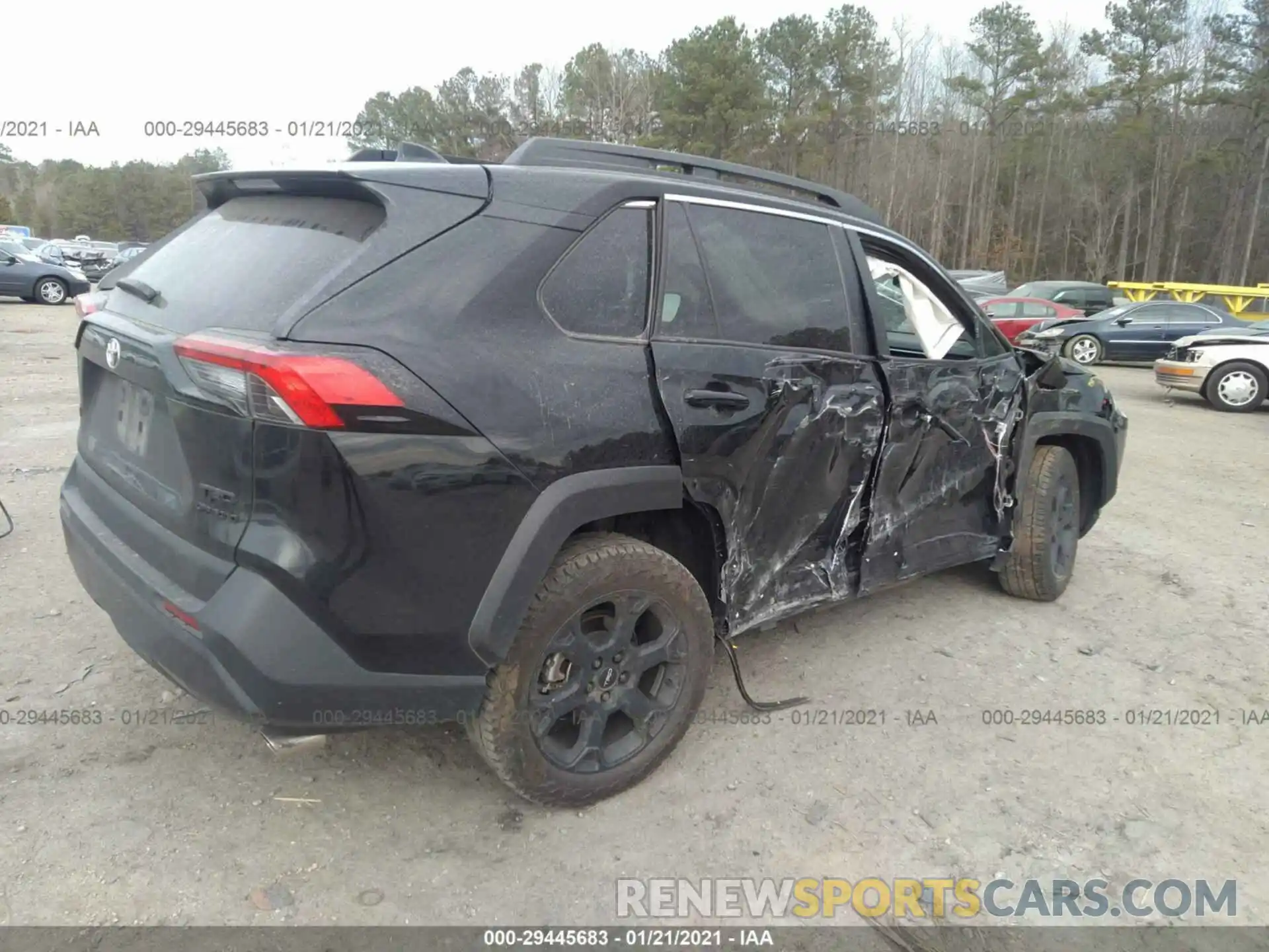 4 Photograph of a damaged car 2T3J1RFV3LC100376 TOYOTA RAV4 2020