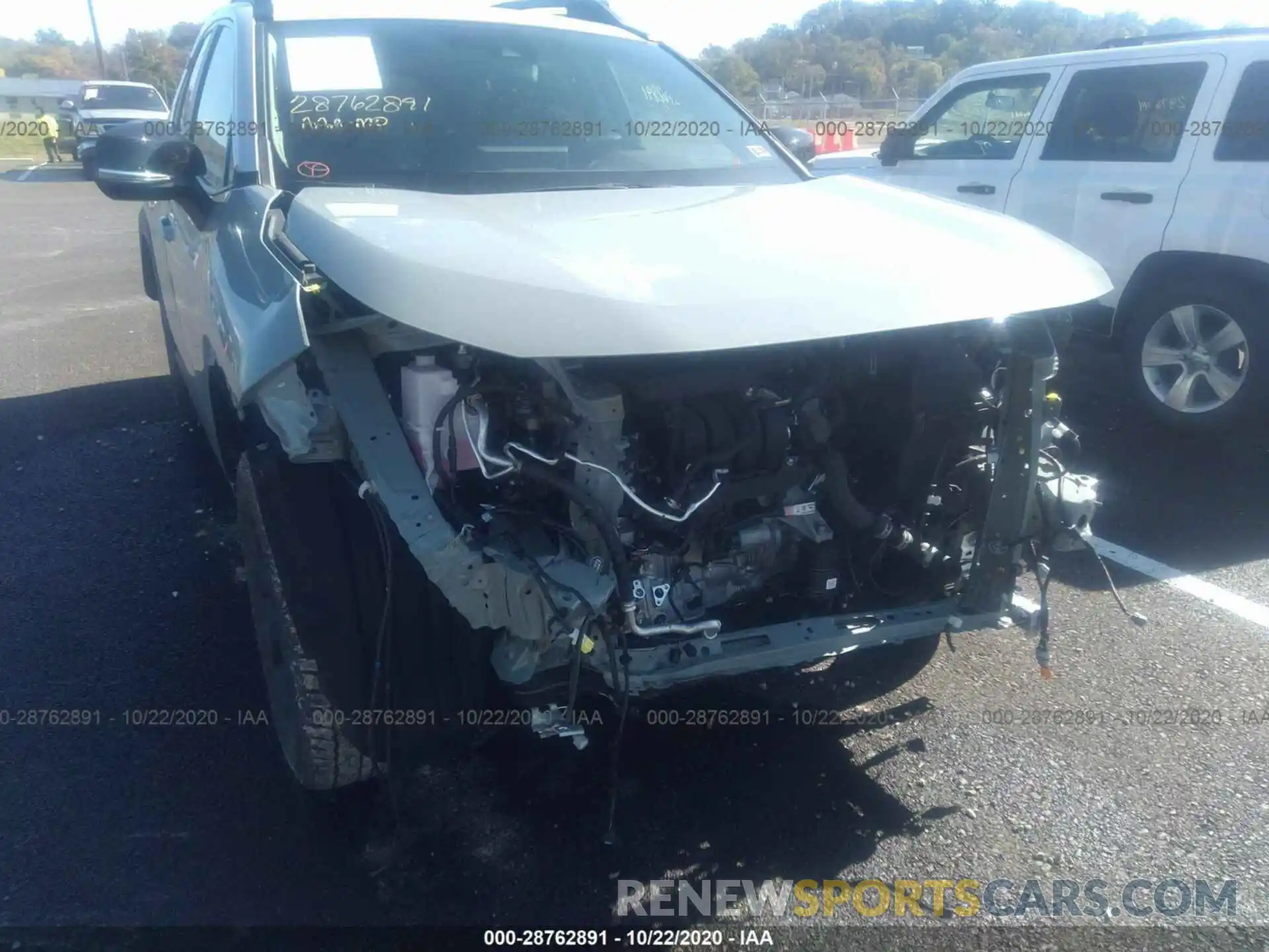 6 Photograph of a damaged car 2T3J1RFV4LC061619 TOYOTA RAV4 2020