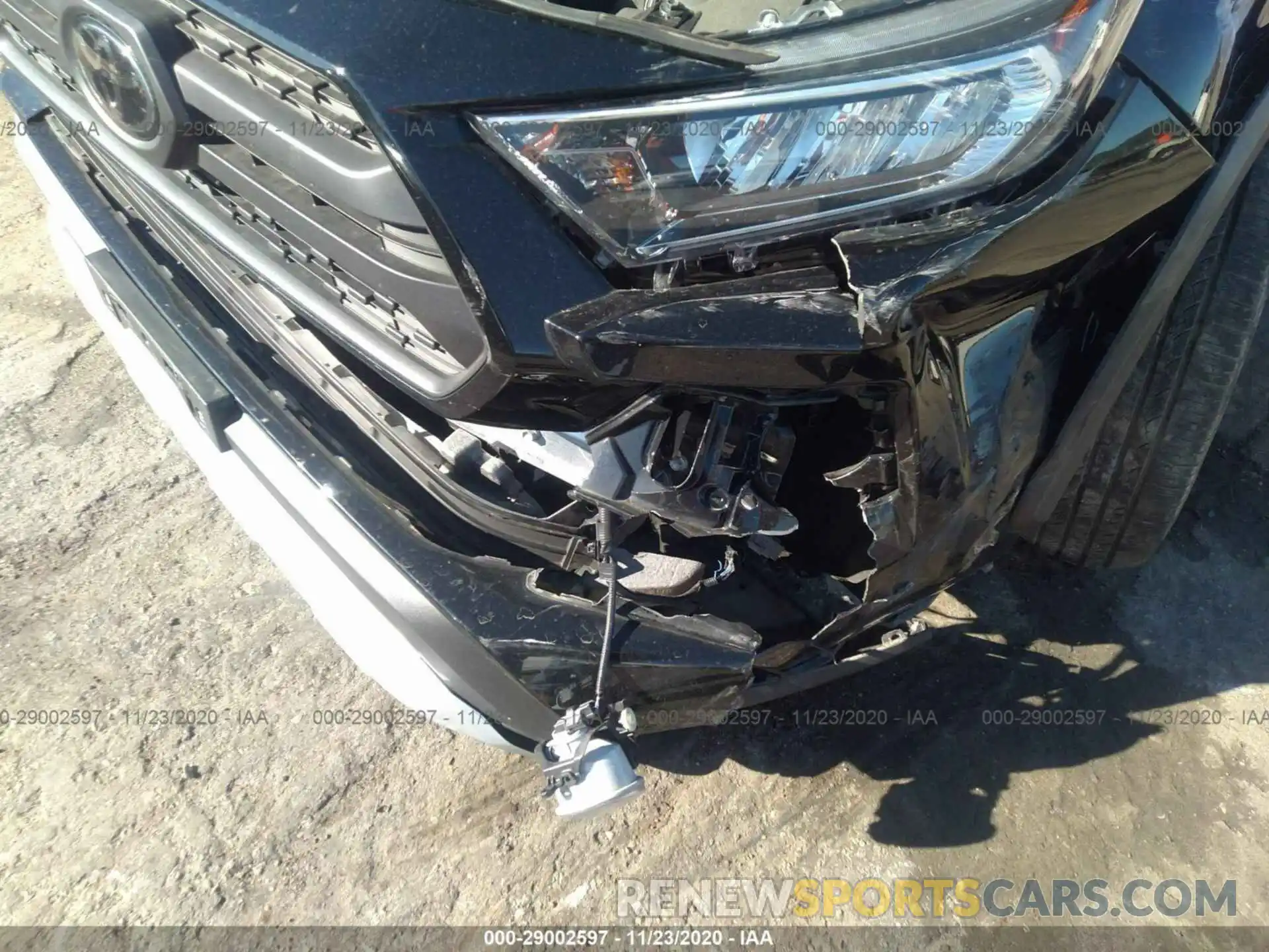 6 Photograph of a damaged car 2T3J1RFV4LC078999 TOYOTA RAV4 2020