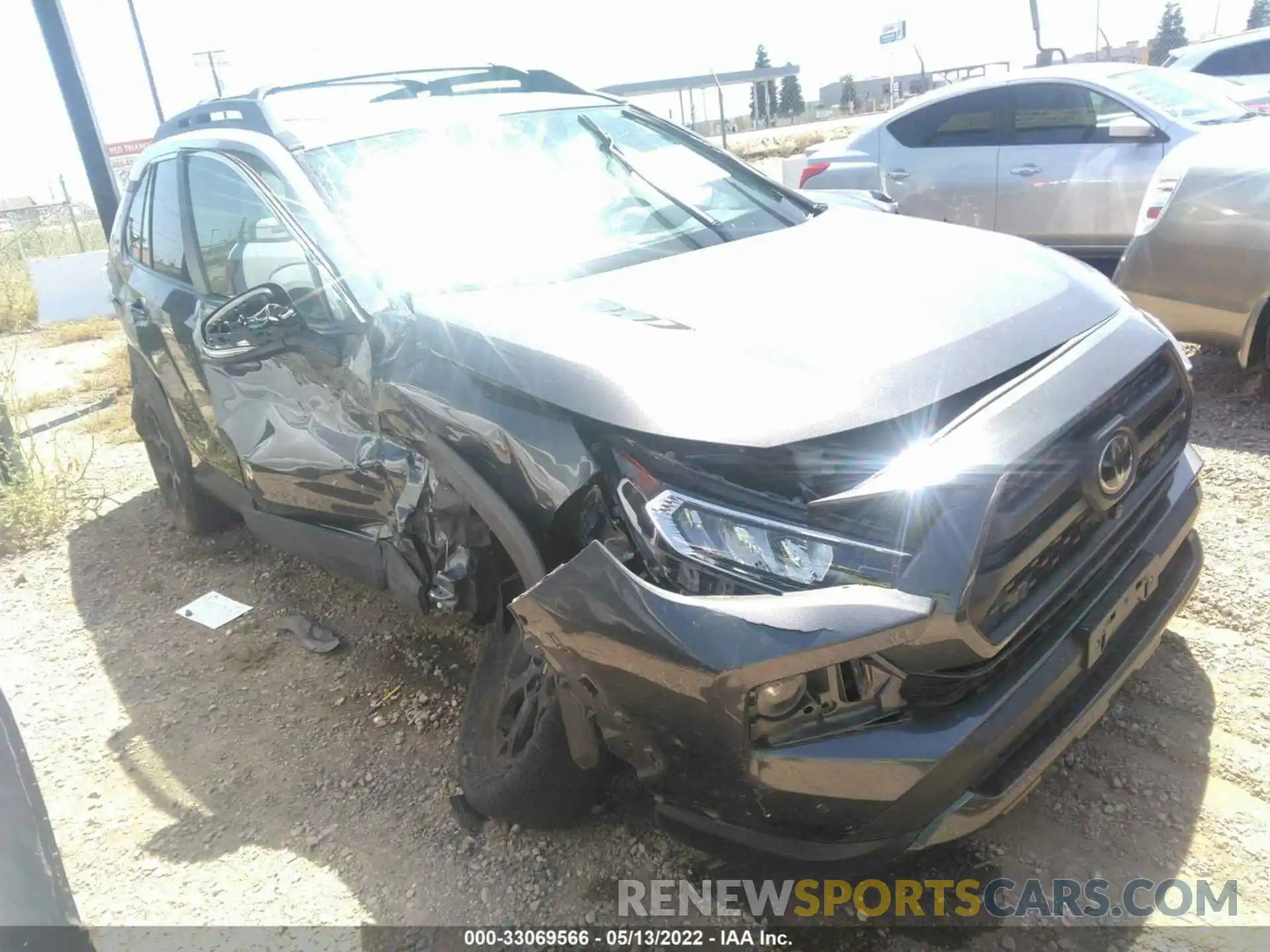 1 Photograph of a damaged car 2T3J1RFV4LC079294 TOYOTA RAV4 2020