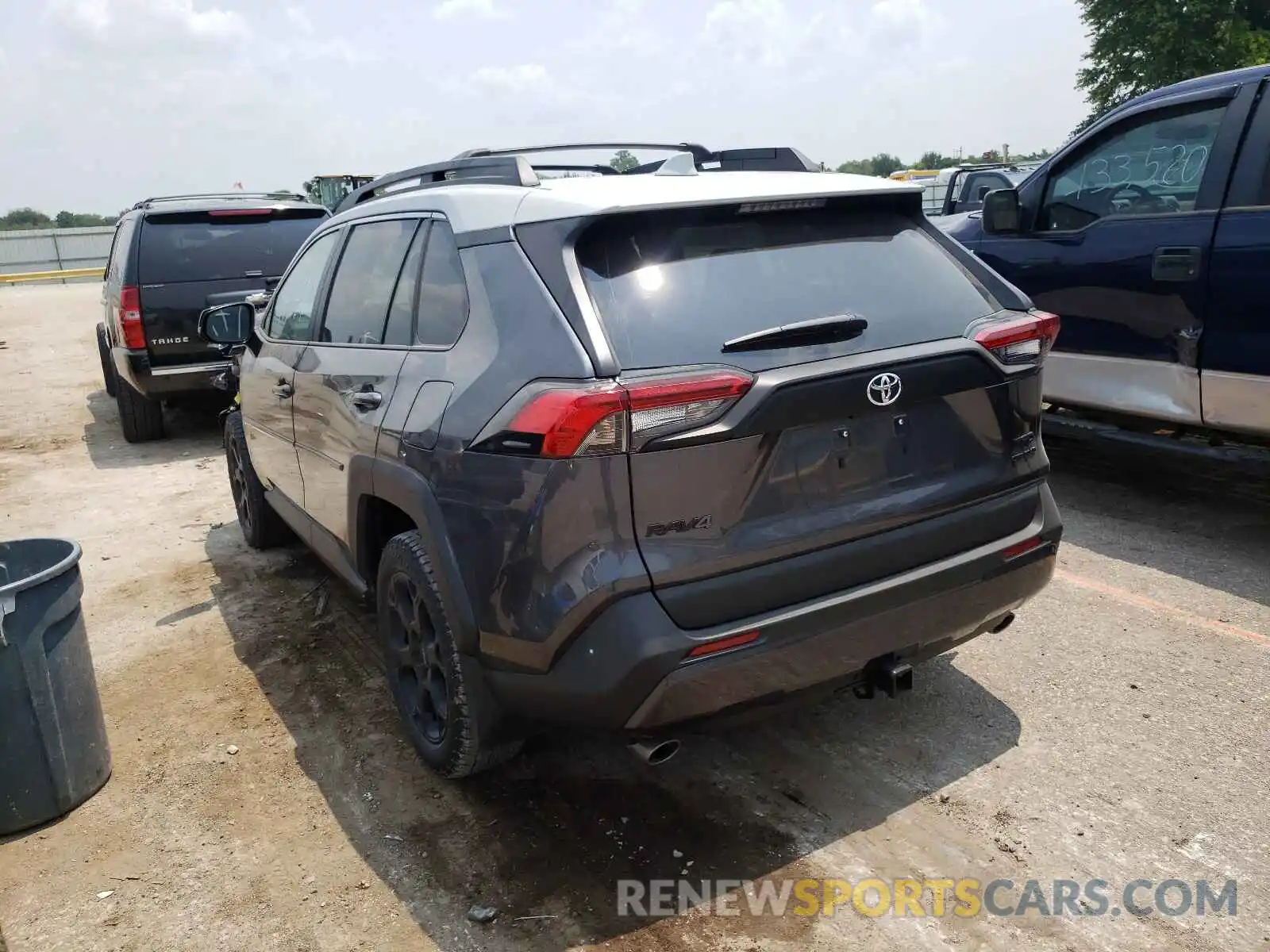 3 Photograph of a damaged car 2T3J1RFV4LC082180 TOYOTA RAV4 2020