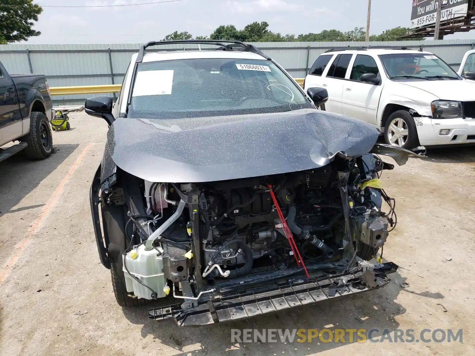 9 Photograph of a damaged car 2T3J1RFV4LC082180 TOYOTA RAV4 2020