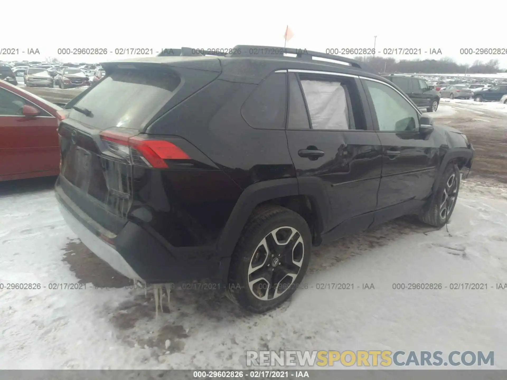 4 Фотография поврежденного автомобиля 2T3J1RFV4LC096564 TOYOTA RAV4 2020