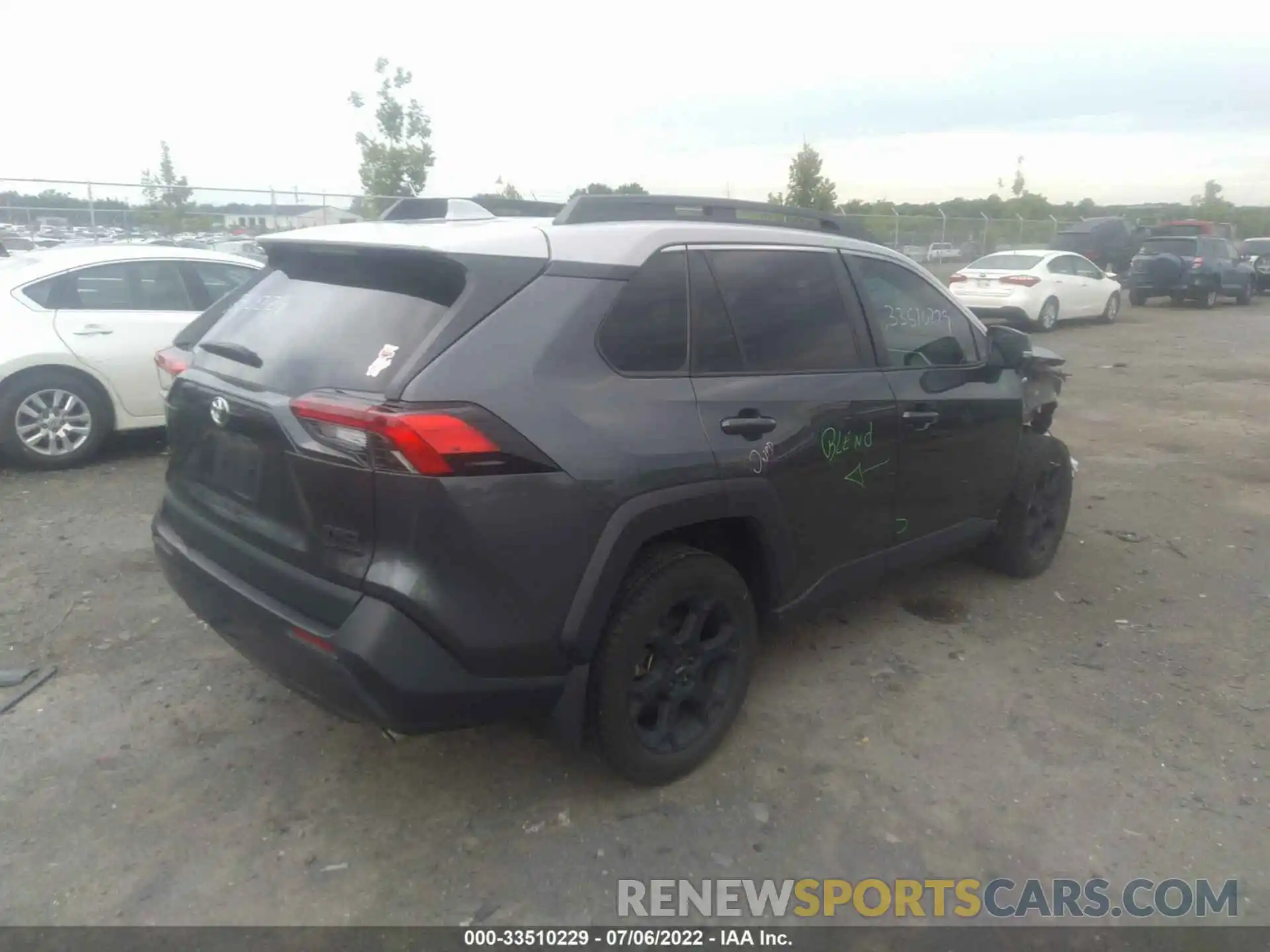 4 Photograph of a damaged car 2T3J1RFV4LC104775 TOYOTA RAV4 2020