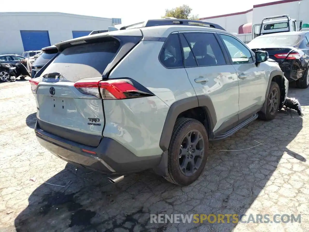 4 Фотография поврежденного автомобиля 2T3J1RFV5LC082138 TOYOTA RAV4 2020