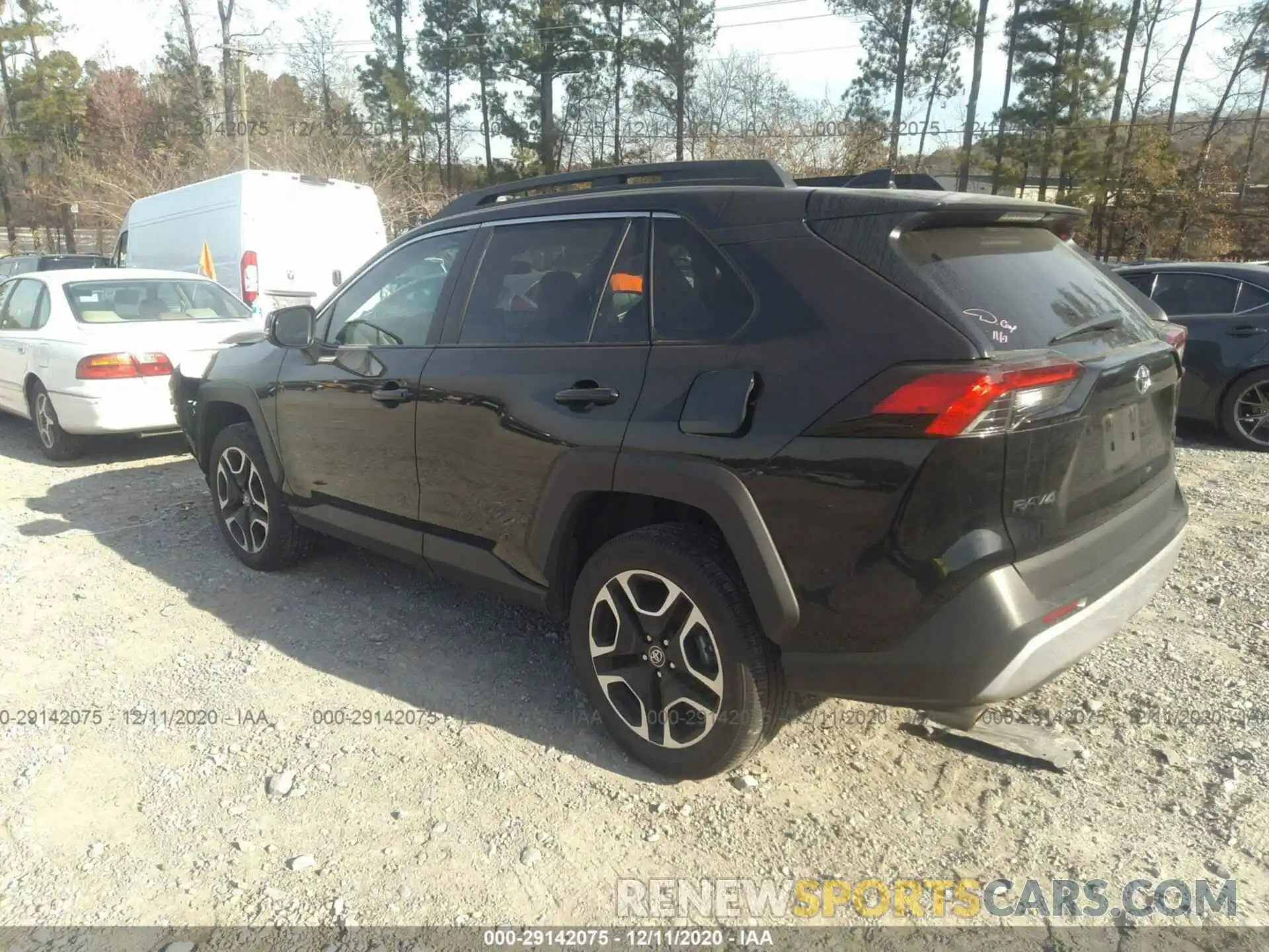 3 Photograph of a damaged car 2T3J1RFV5LC092331 TOYOTA RAV4 2020