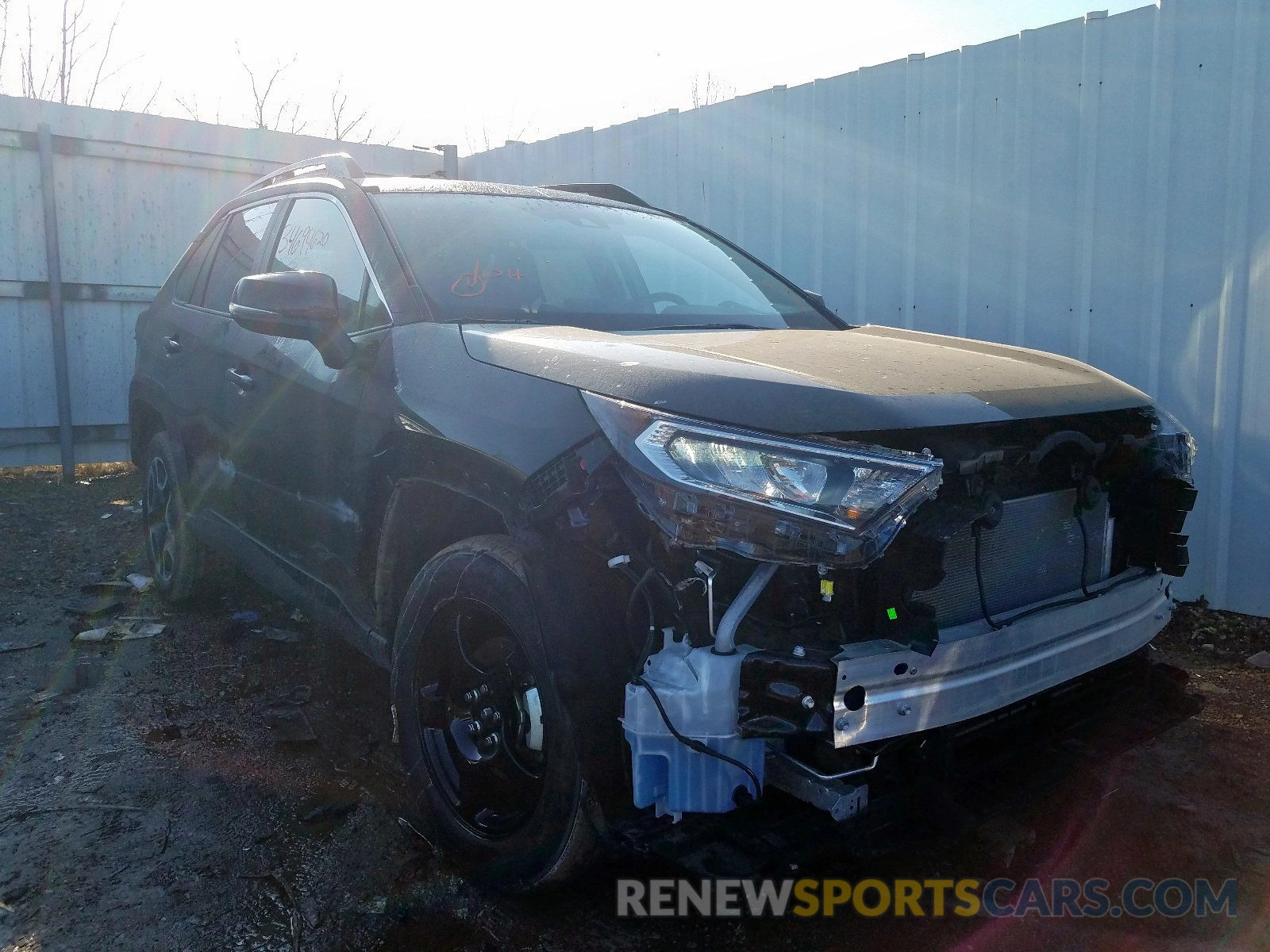 1 Photograph of a damaged car 2T3J1RFV5LC092992 TOYOTA RAV4 2020