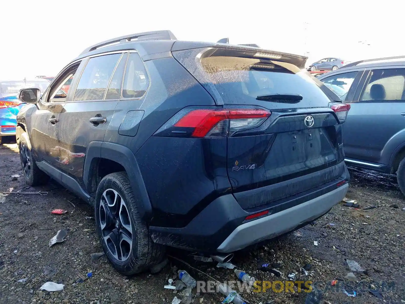 3 Photograph of a damaged car 2T3J1RFV5LC092992 TOYOTA RAV4 2020