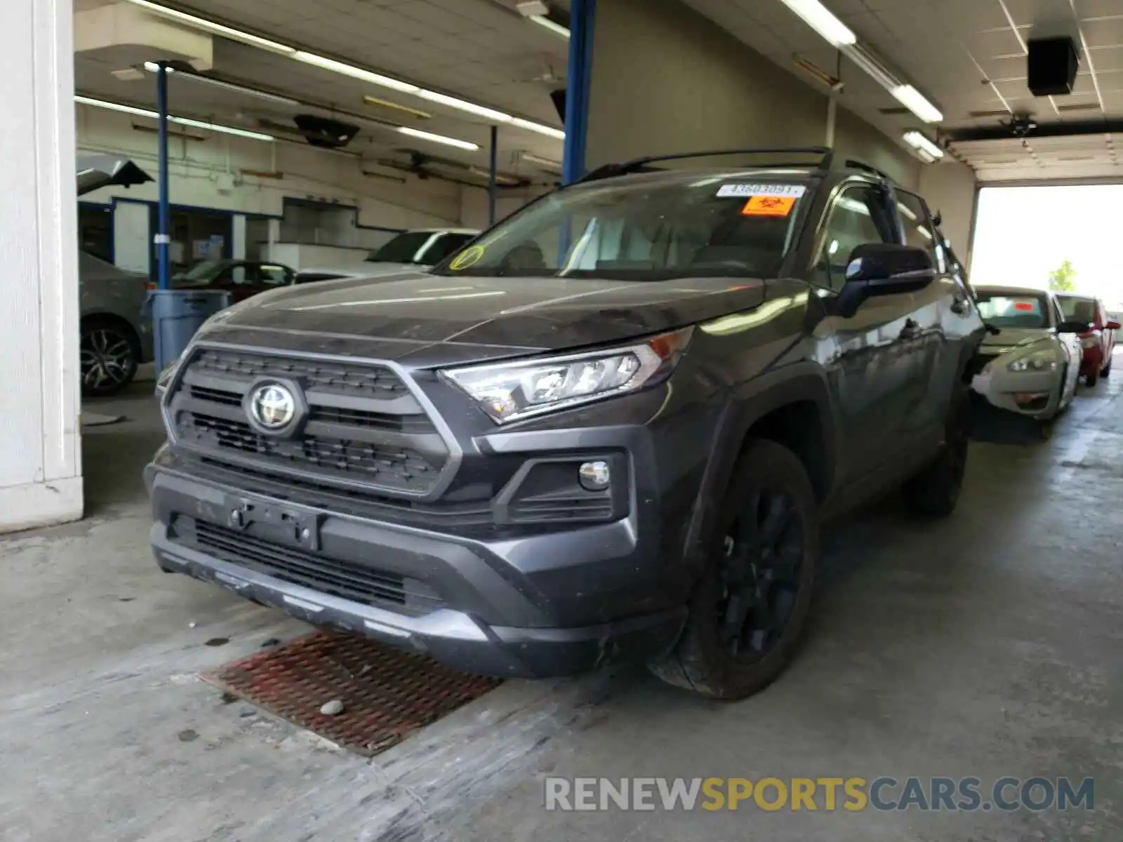 2 Photograph of a damaged car 2T3J1RFV5LC133122 TOYOTA RAV4 2020