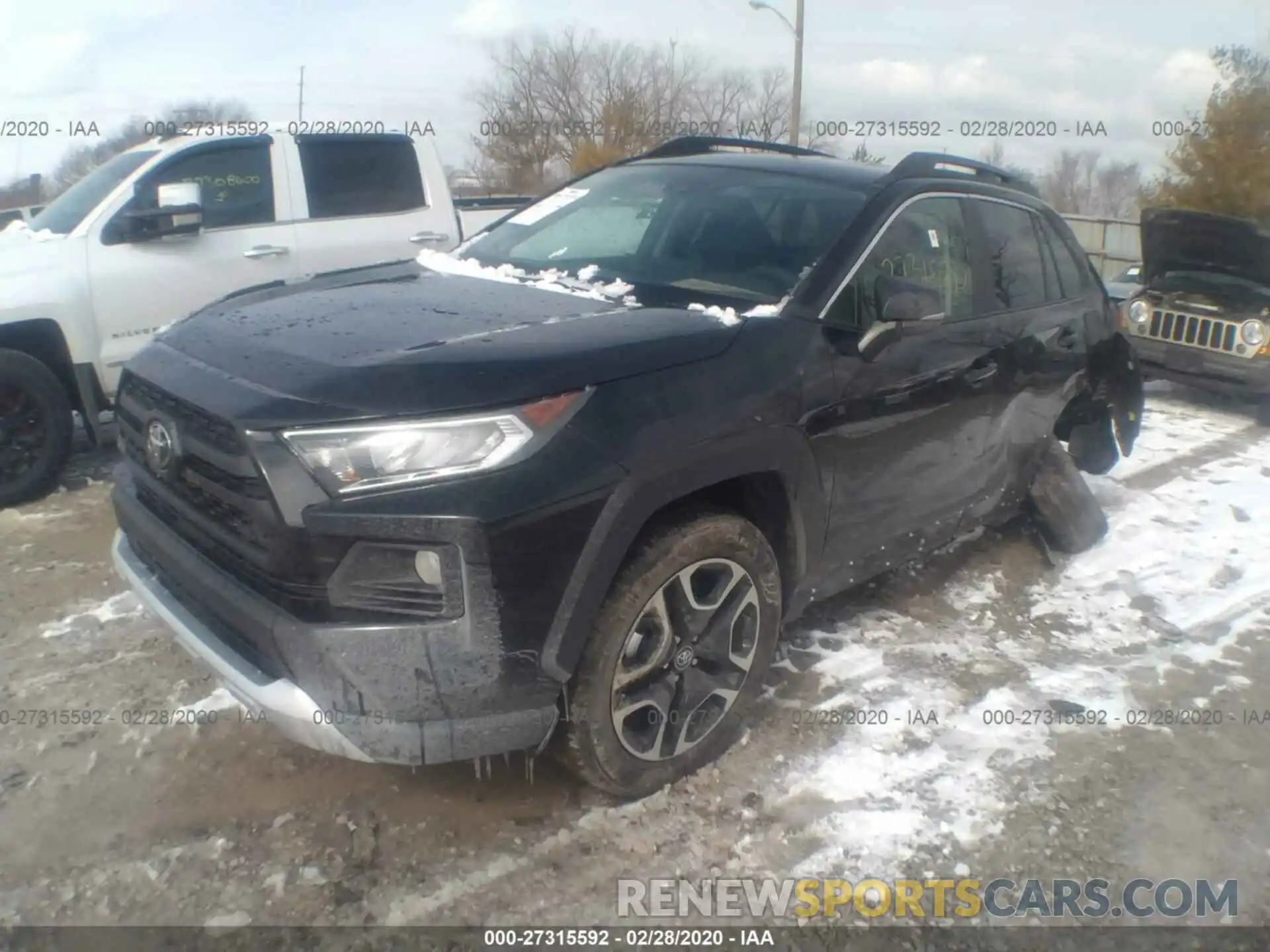 2 Фотография поврежденного автомобиля 2T3J1RFV6LC069429 TOYOTA RAV4 2020