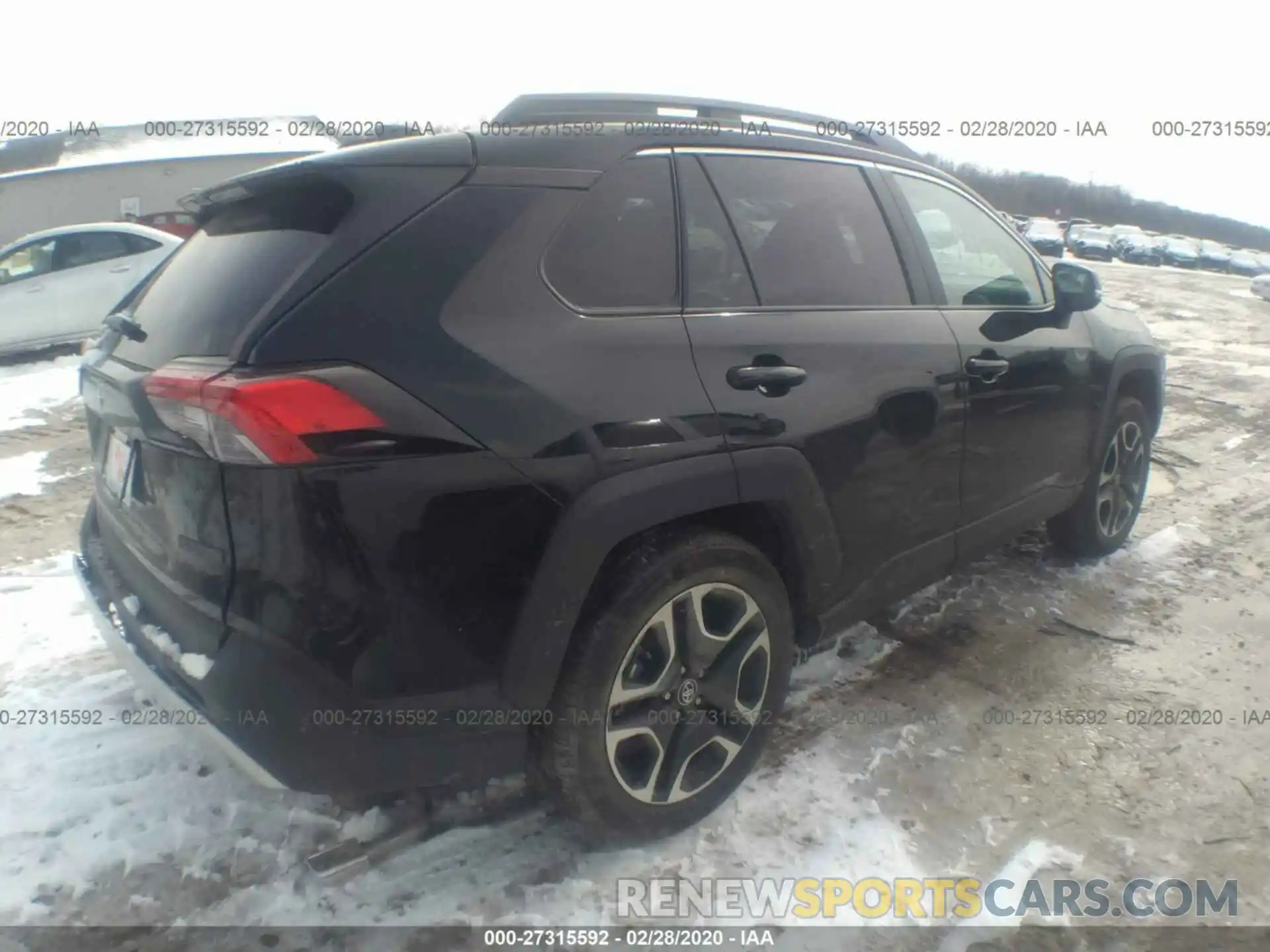 4 Фотография поврежденного автомобиля 2T3J1RFV6LC069429 TOYOTA RAV4 2020