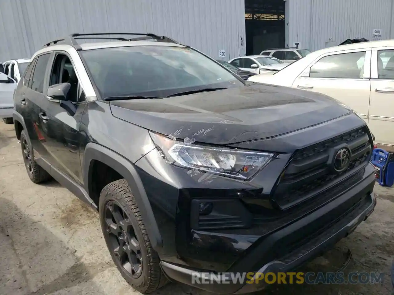 9 Photograph of a damaged car 2T3J1RFV6LC078440 TOYOTA RAV4 2020